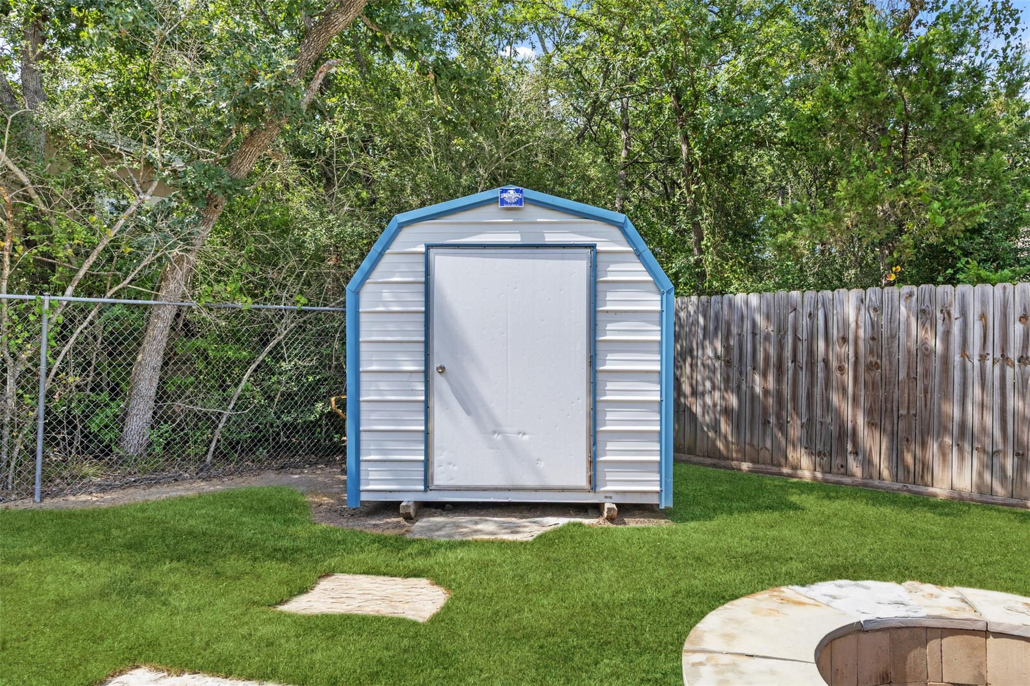 115 Cedar Ln, Somerville, TX 77879