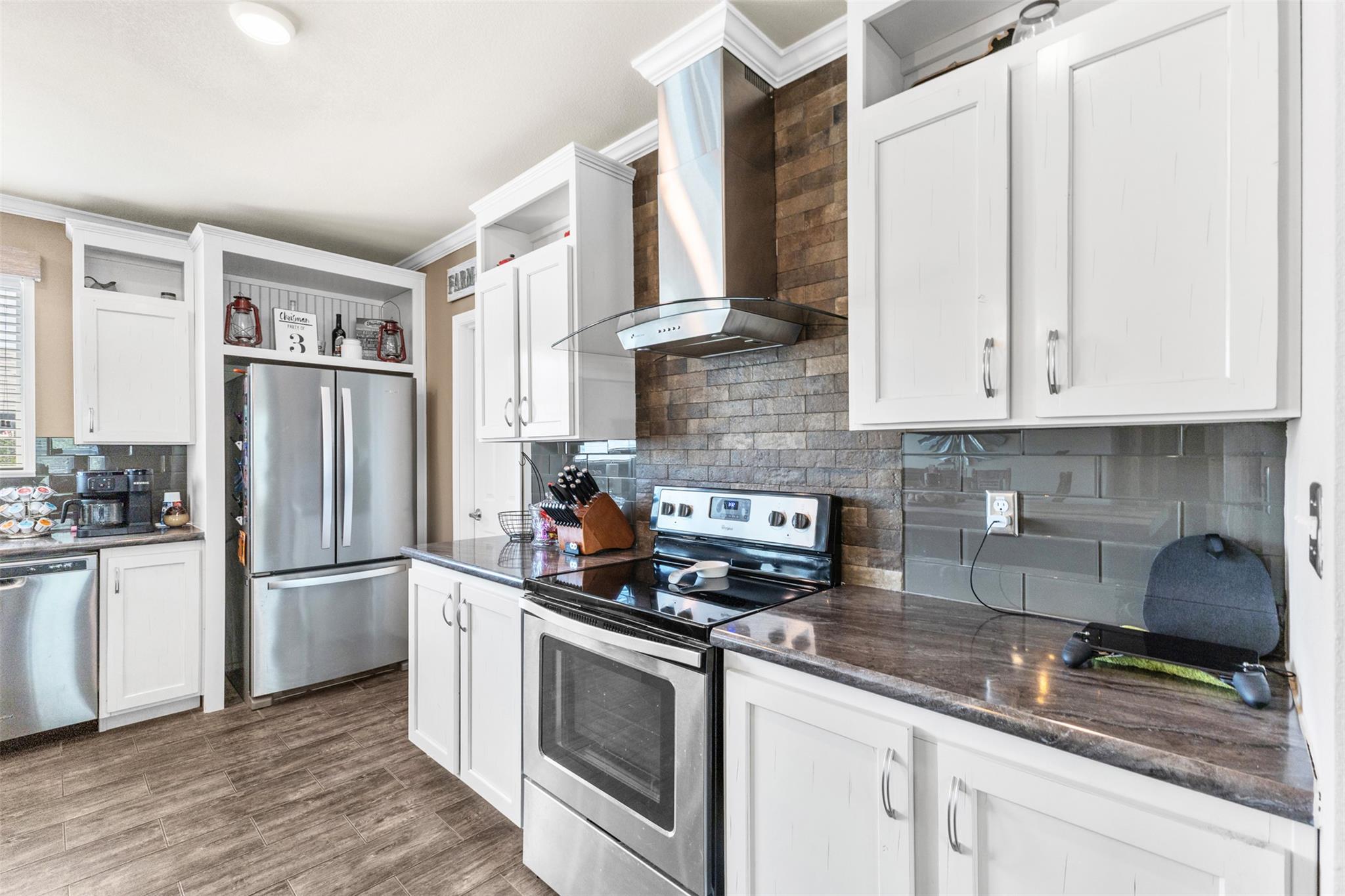 115 Cedar Ln, Somerville, TX 77879