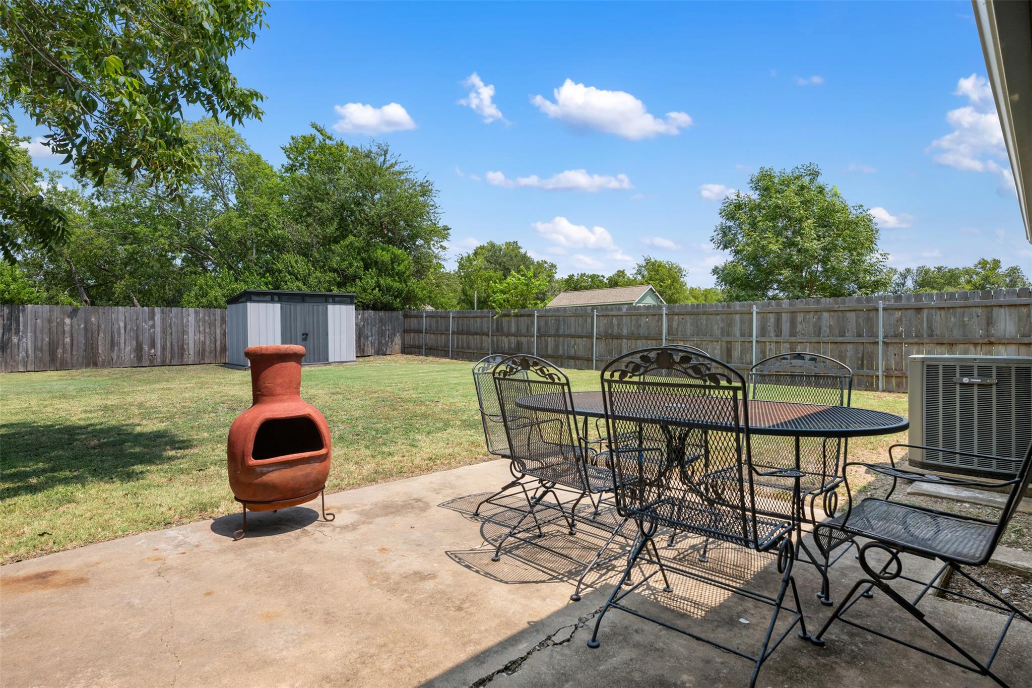 1107 E 17th St, Georgetown, TX 78626