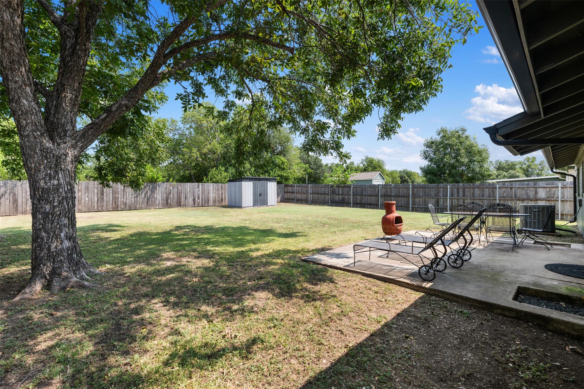1107 E 17th St, Georgetown, TX 78626