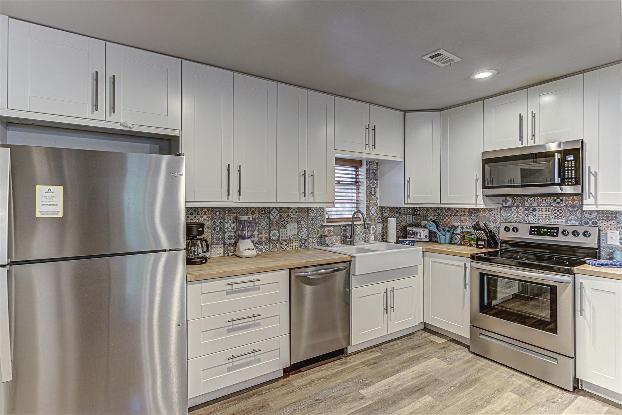 2632 Williams Lakeshore Dr, Kingsland, TX 78639