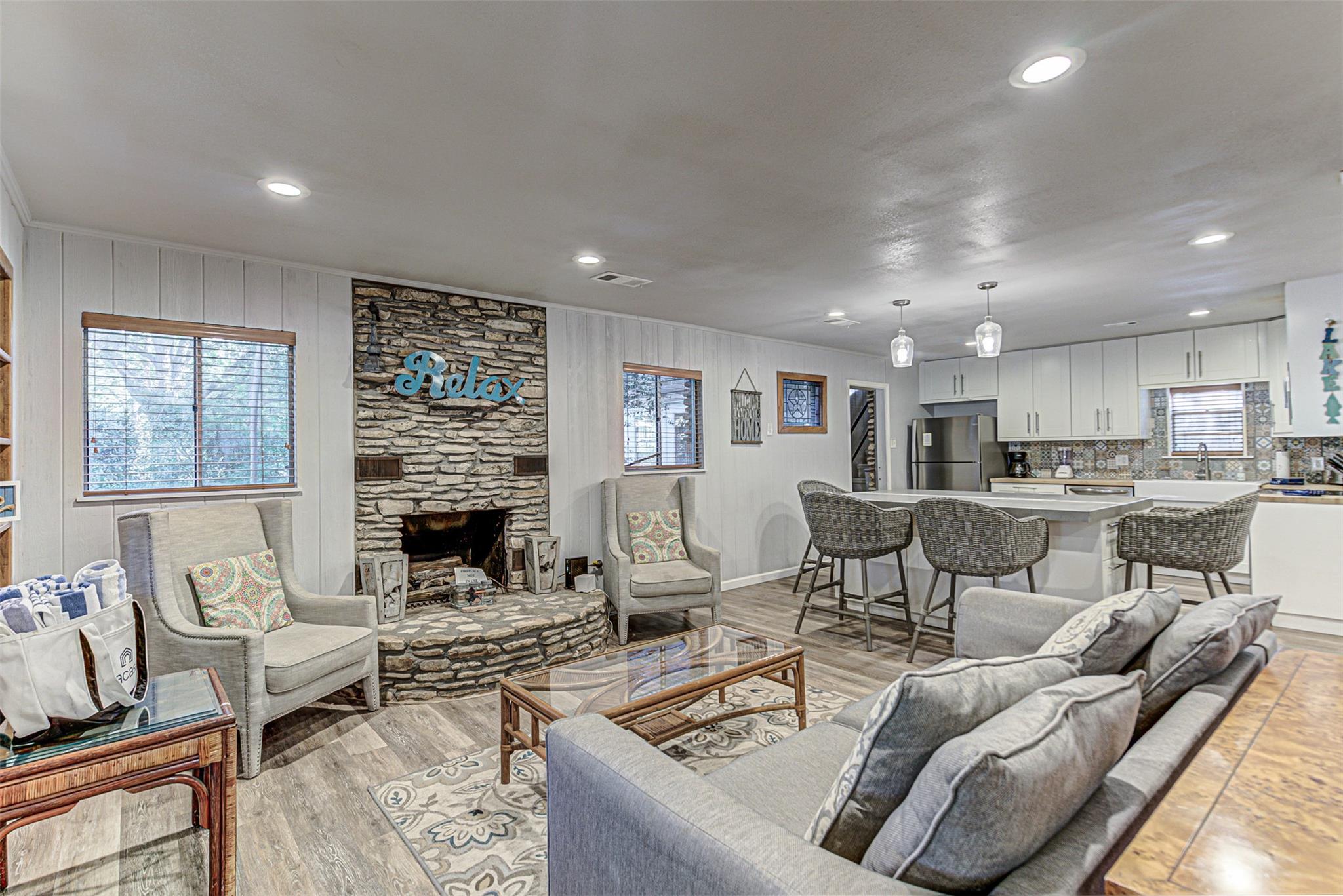 2632 Williams Lakeshore Dr, Kingsland, TX 78639