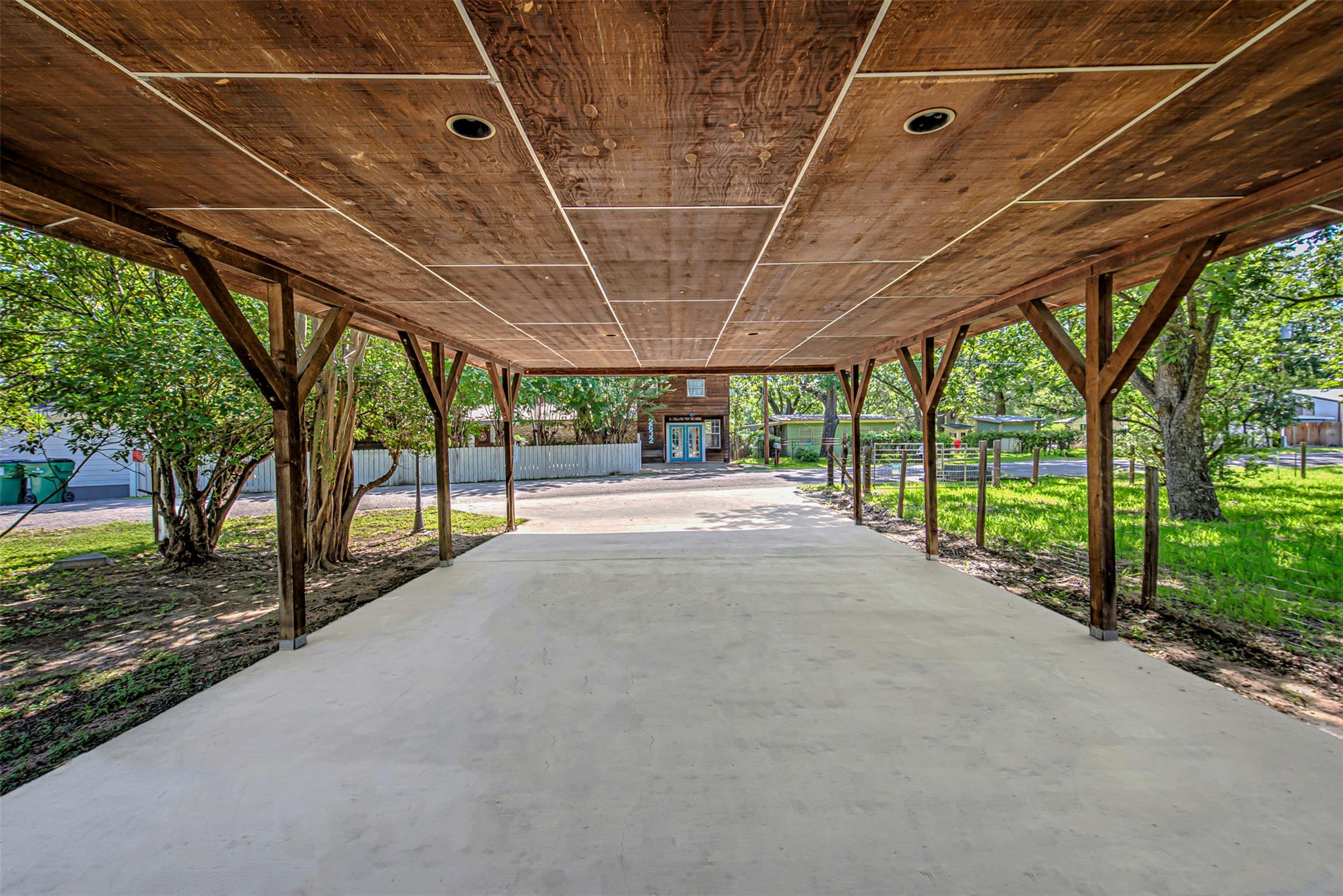 2632 Williams Lakeshore Dr, Kingsland, TX 78639