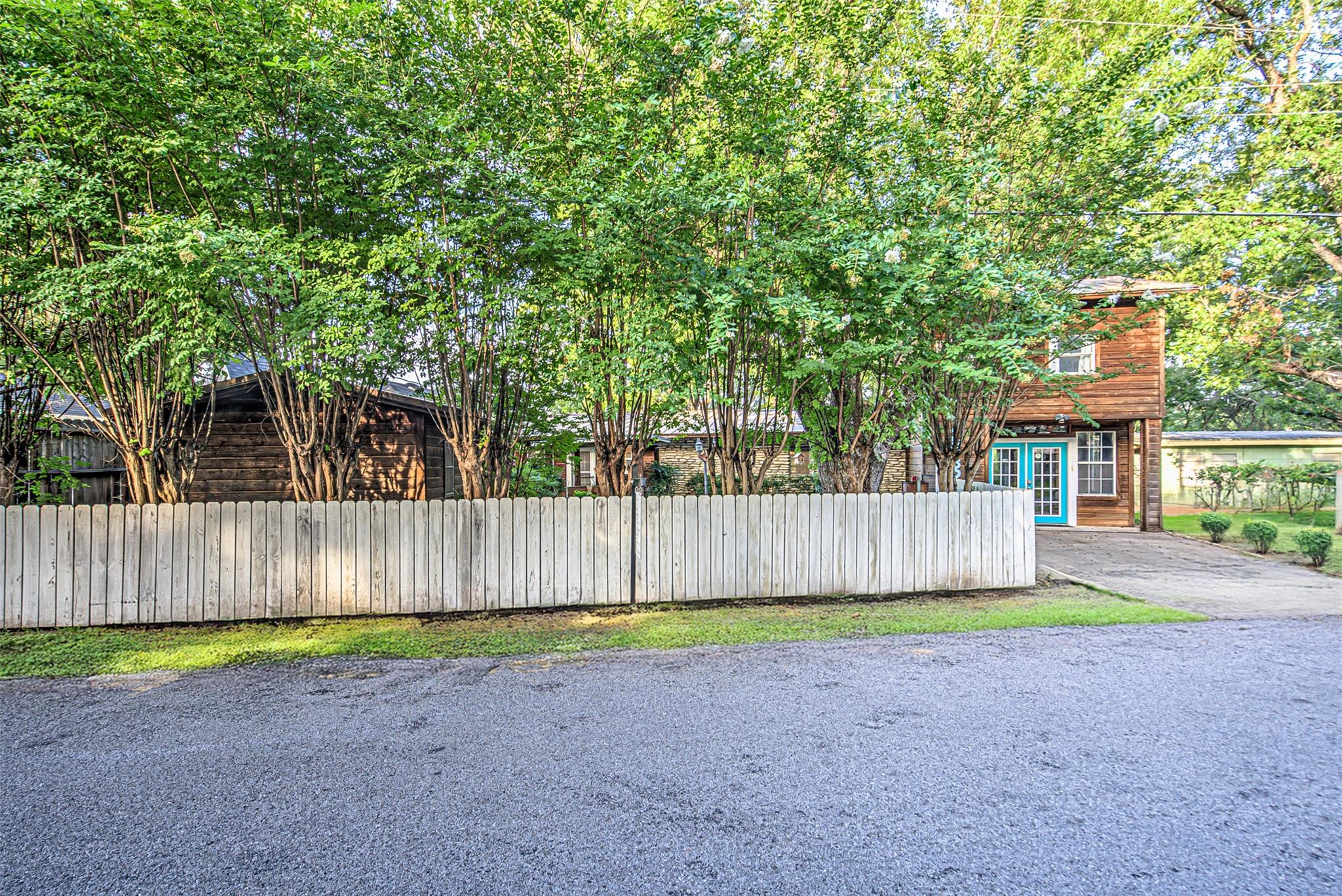 2632 Williams Lakeshore Dr, Kingsland, TX 78639