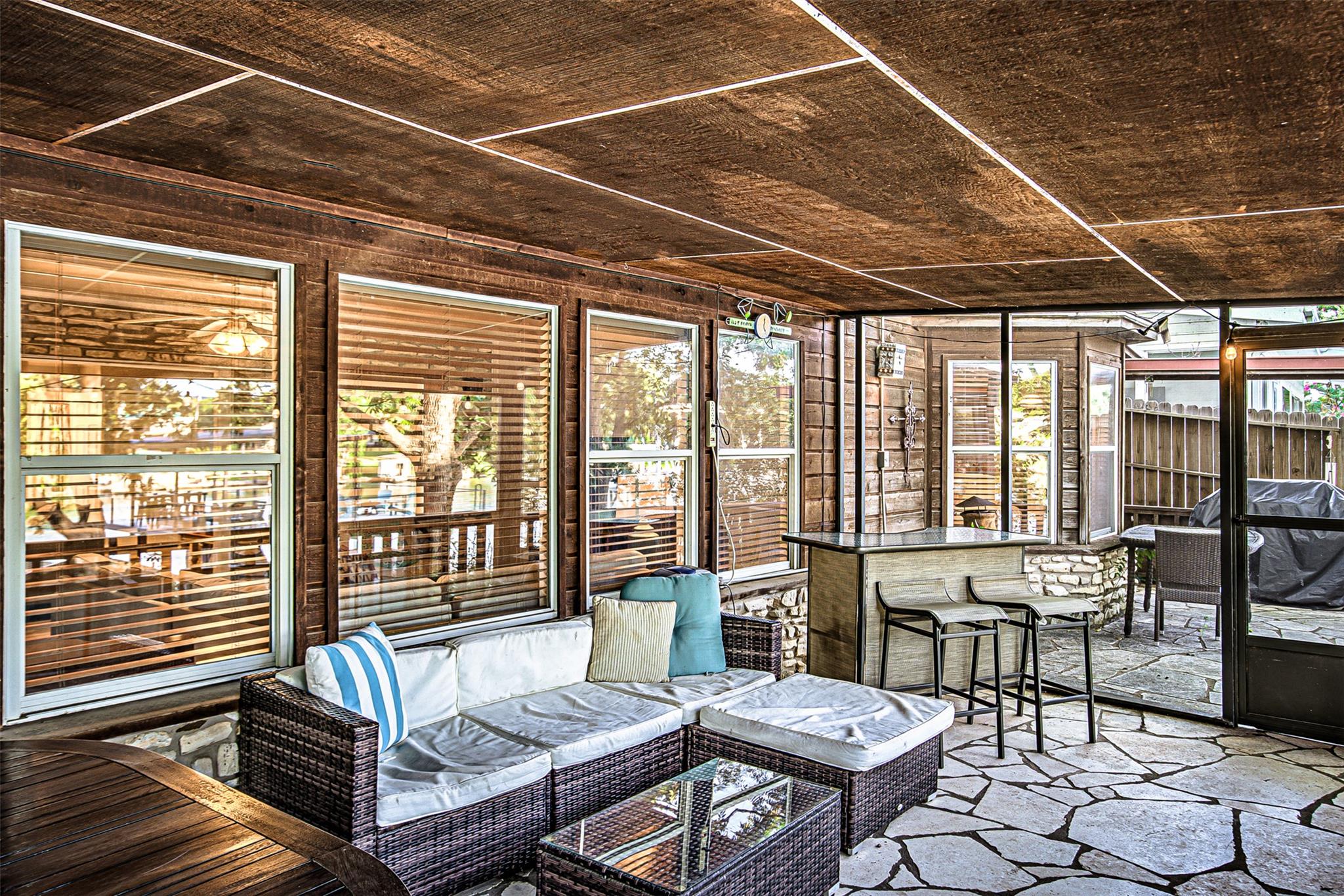 2632 Williams Lakeshore Dr, Kingsland, TX 78639