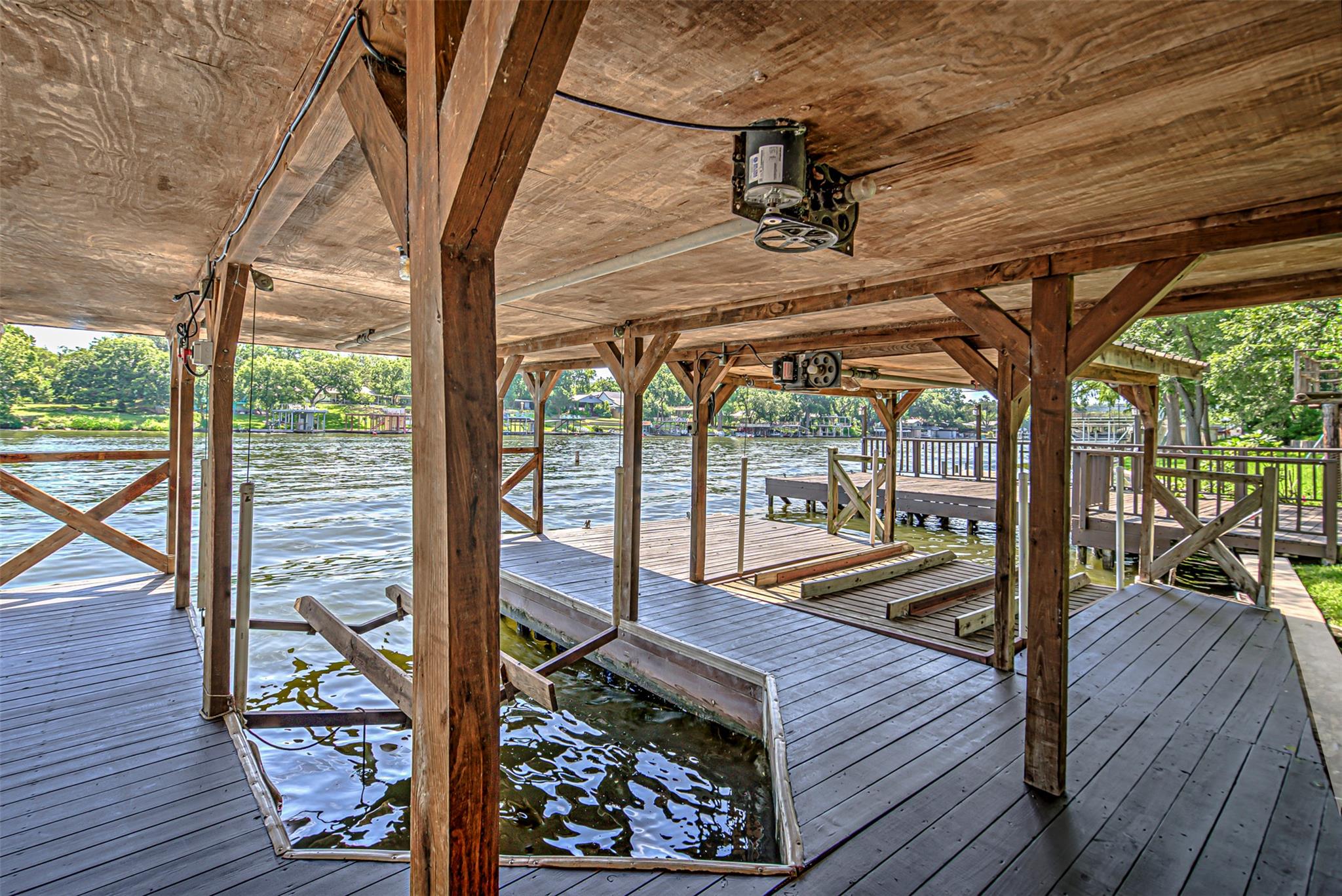 2632 Williams Lakeshore Dr, Kingsland, TX 78639