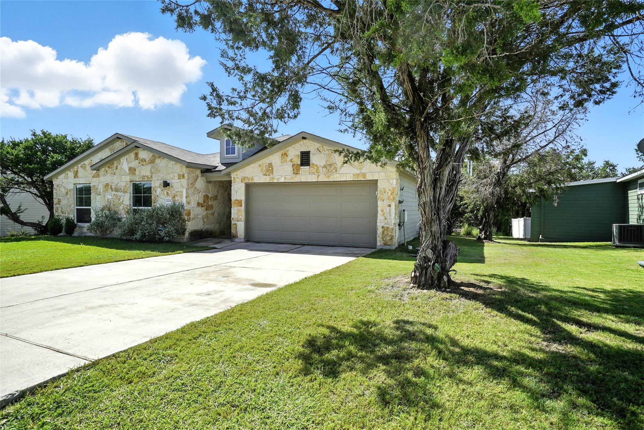 21201 Winslow Cv, Lago Vista, TX 78645