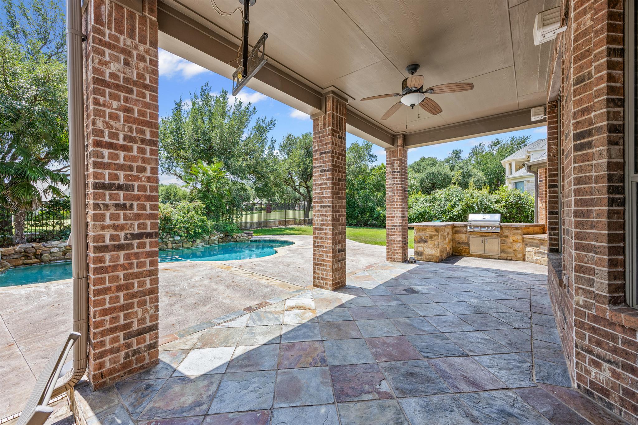 10500 Avery Club Dr # 3, Austin, TX 78717