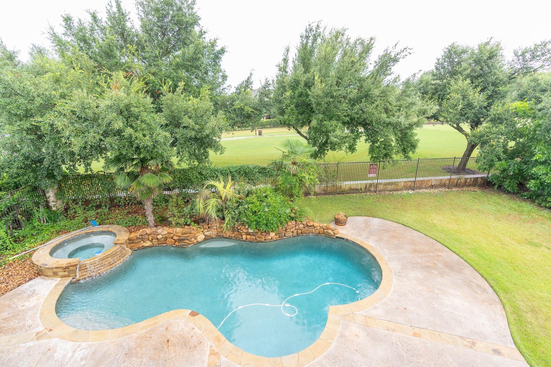 10500 Avery Club Dr # 3, Austin, TX 78717