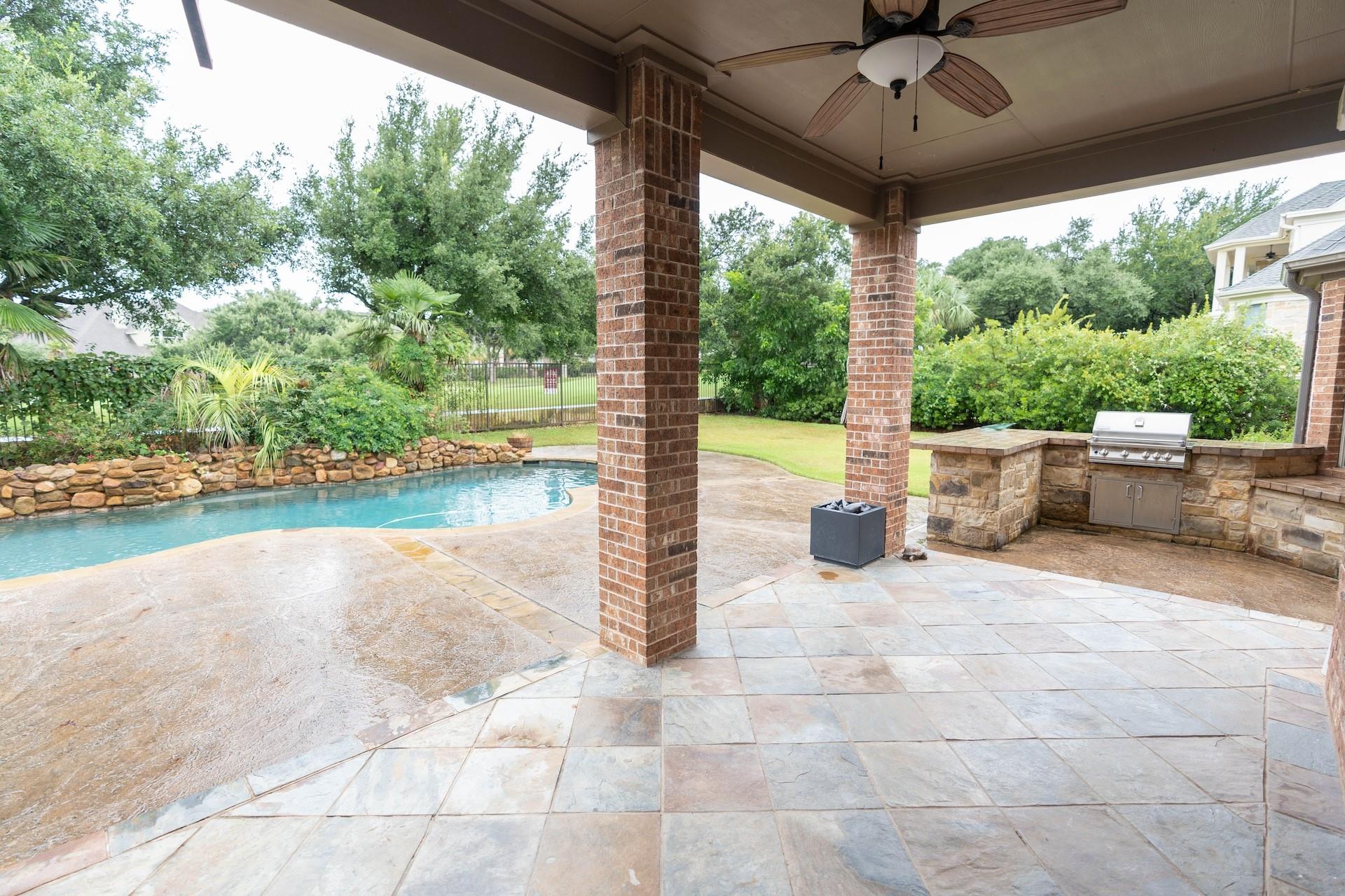 10500 Avery Club Dr # 3, Austin, TX 78717