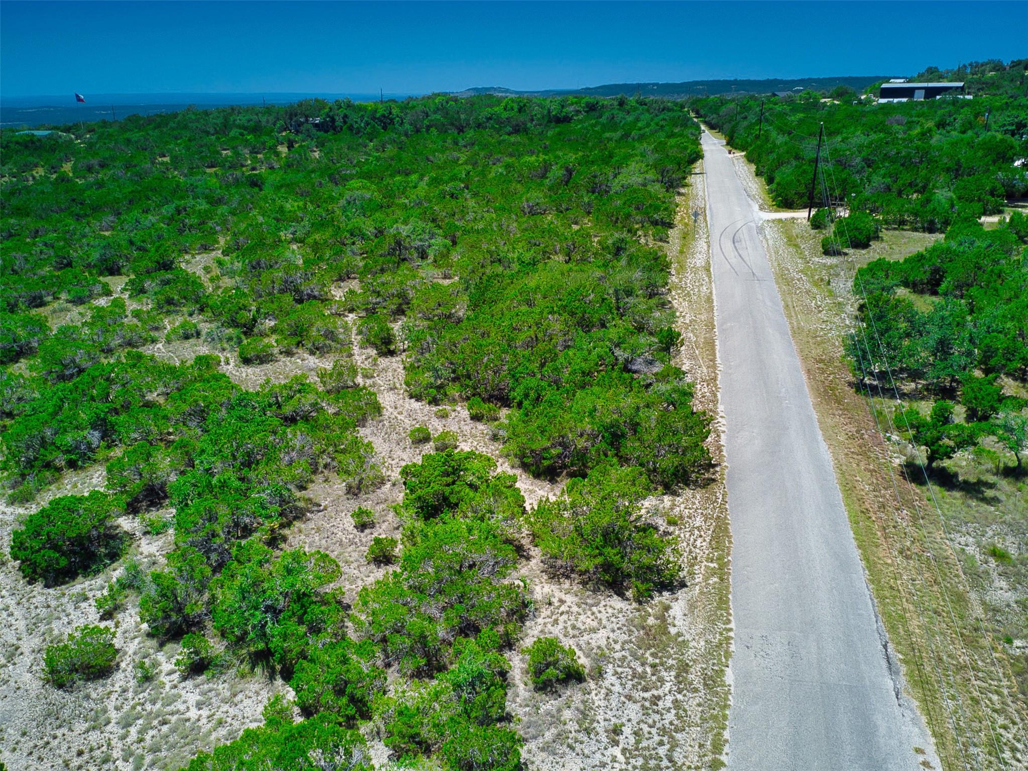 1131 Lakeside Dr, Wimberley, TX 78676