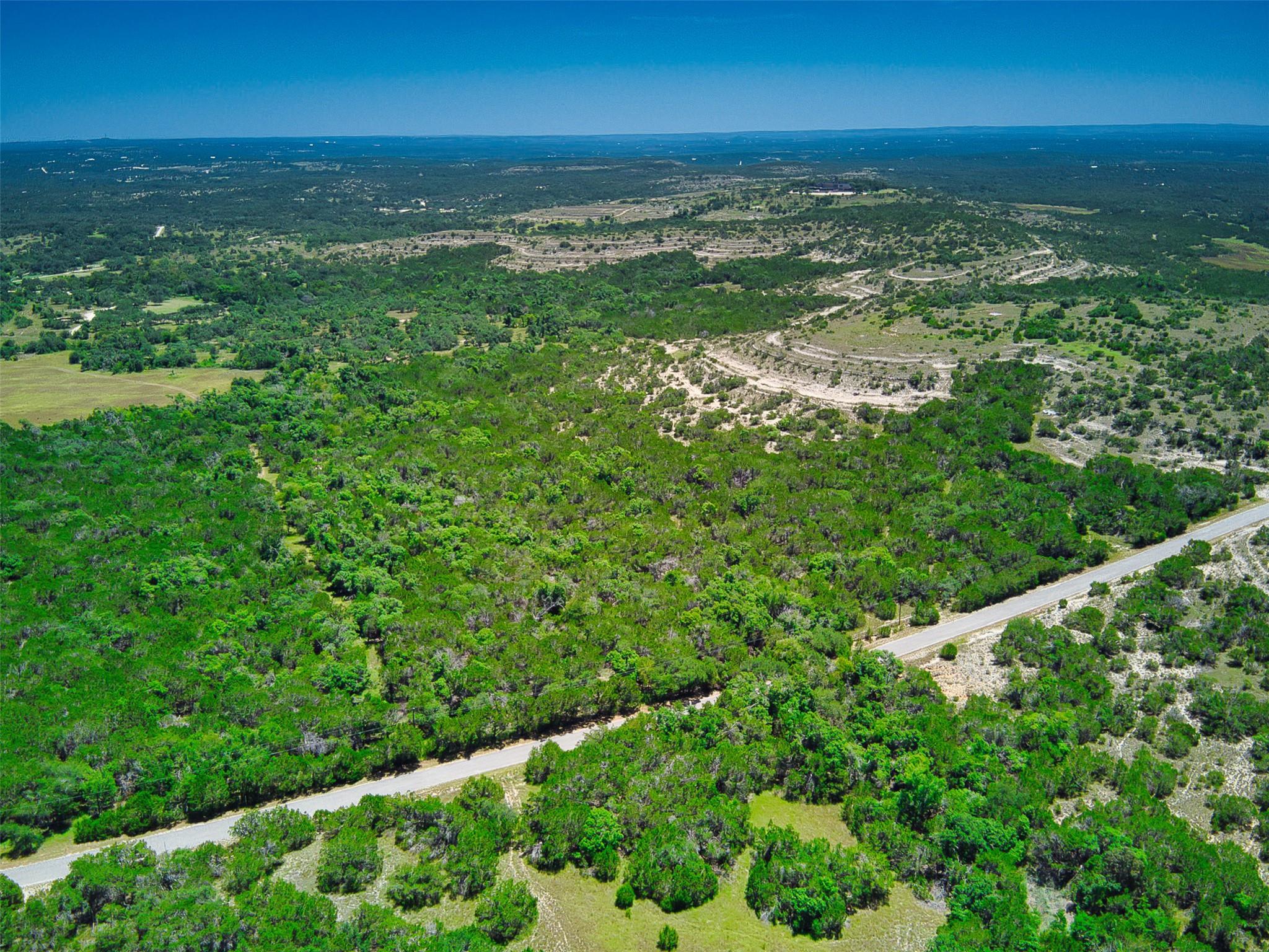 1131 Lakeside Dr, Wimberley, TX 78676