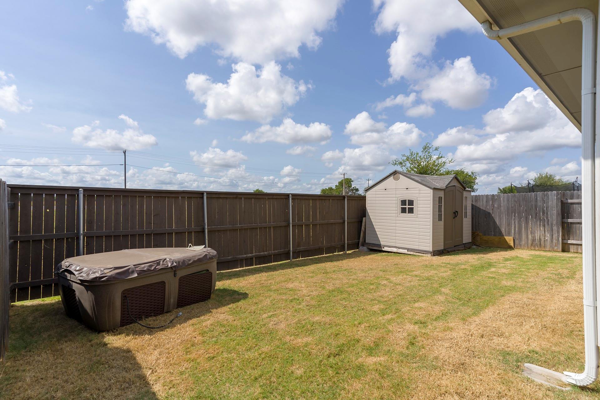 284 Delta Crst, Maxwell, TX 78656