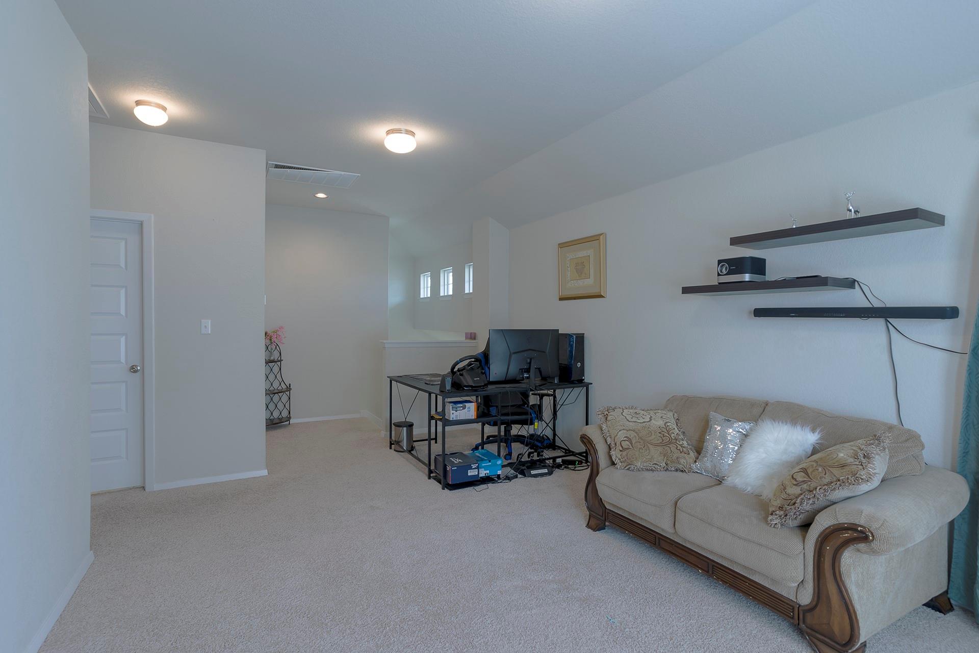 284 Delta Crst, Maxwell, TX 78656