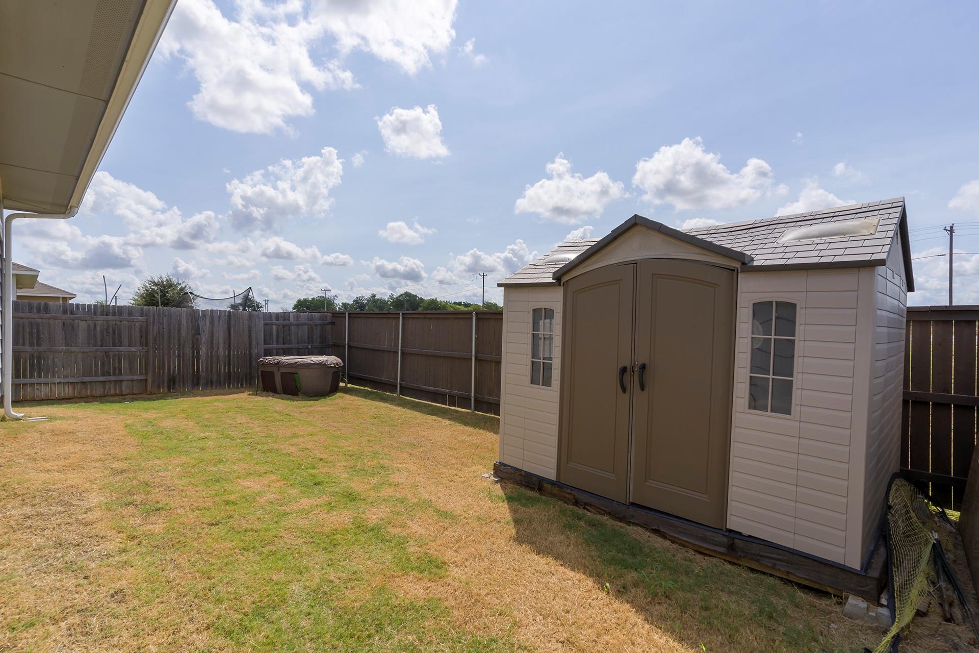 284 Delta Crst, Maxwell, TX 78656