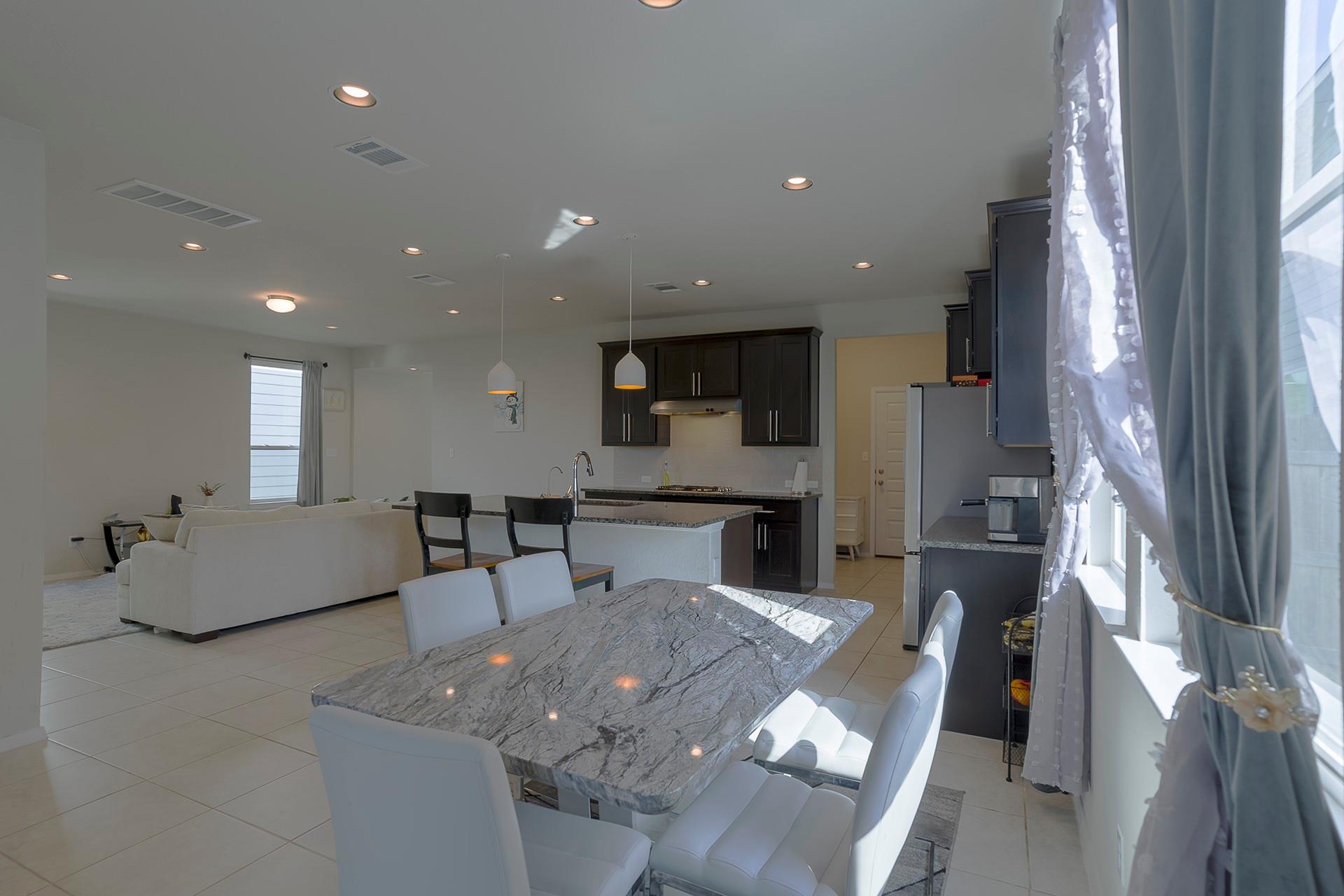 284 Delta Crst, Maxwell, TX 78656