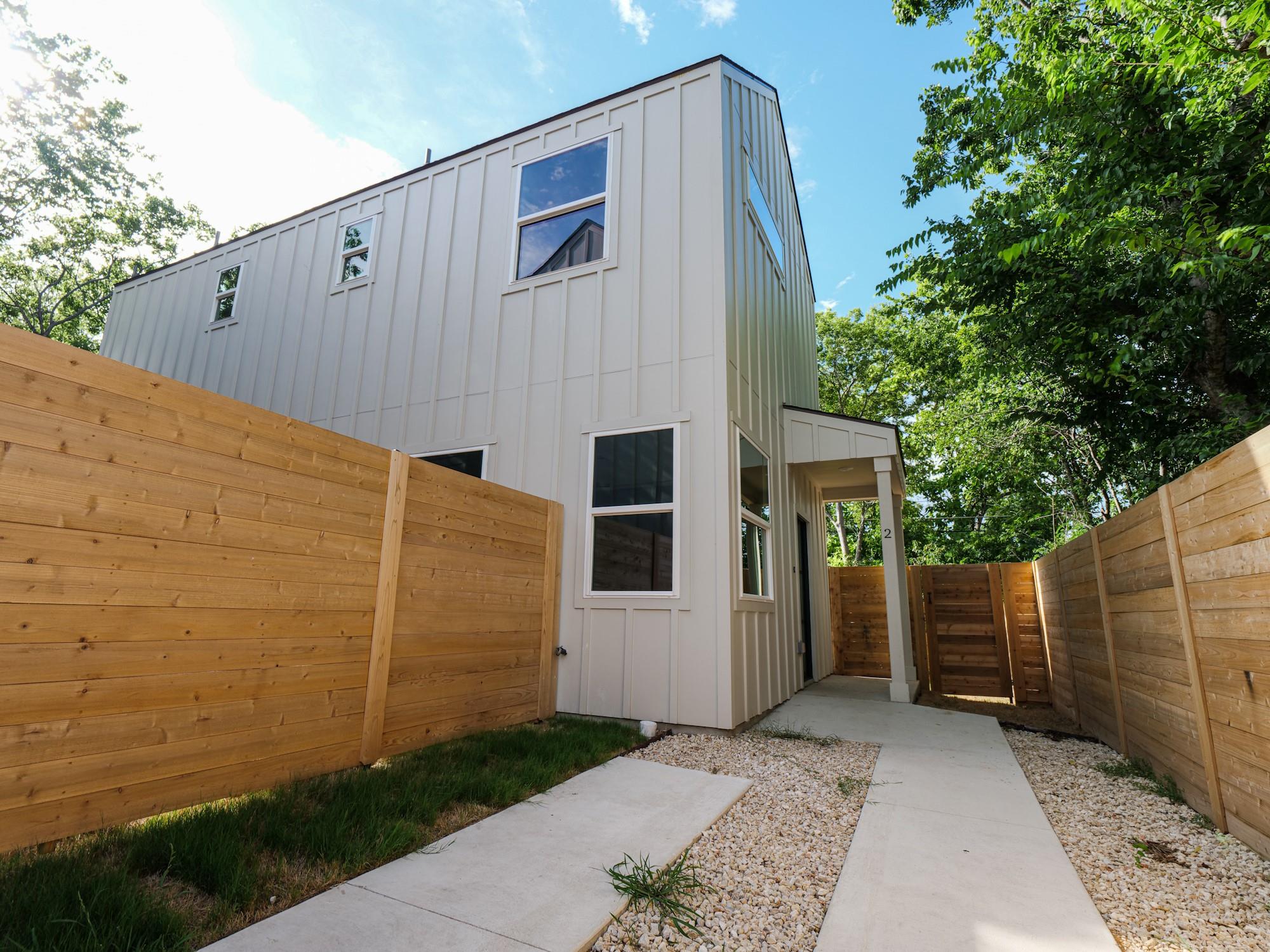6714 Canal St # 2, Austin, TX 78741