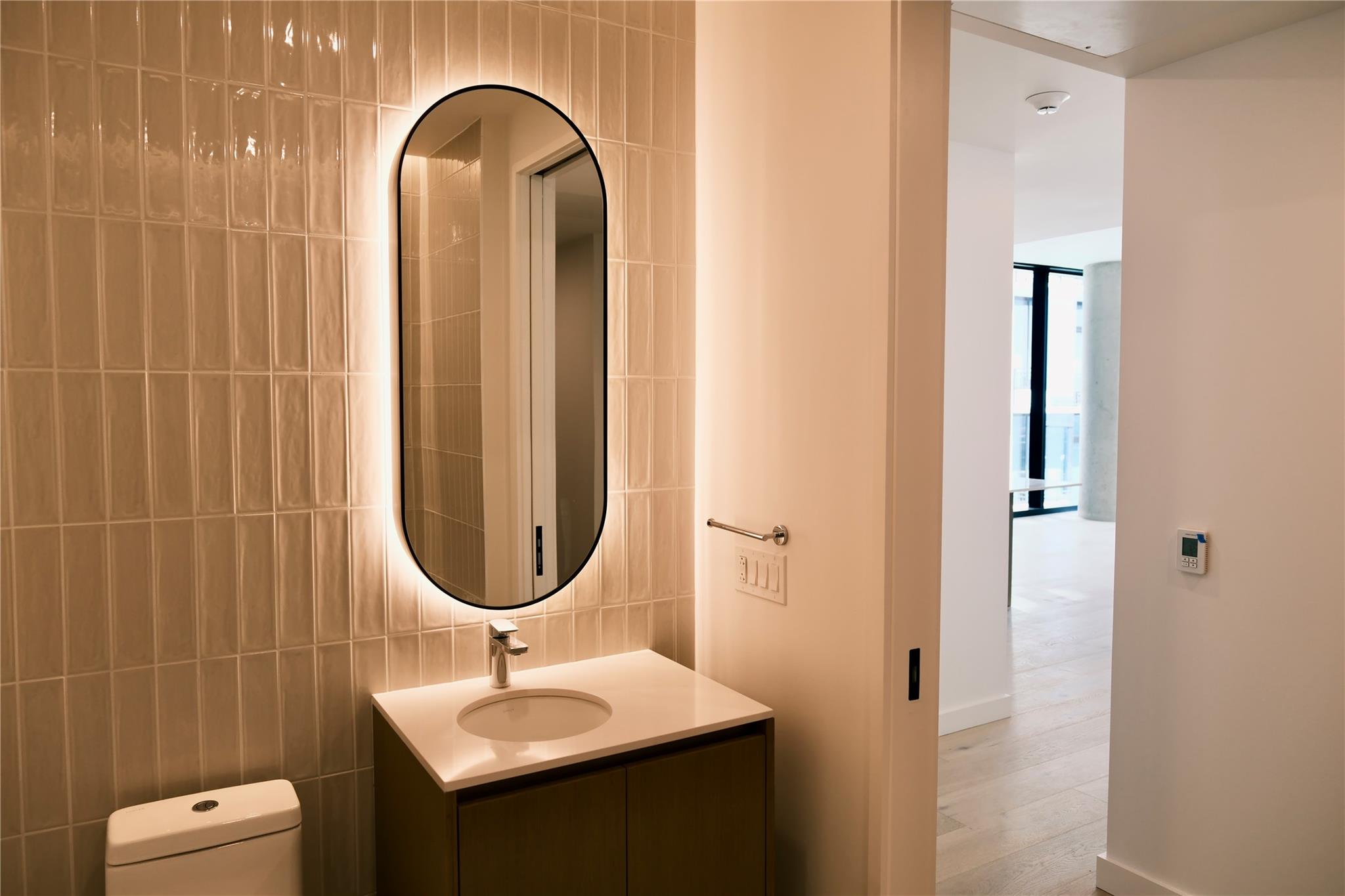 610 Davis St # 2708, Austin, TX 78701