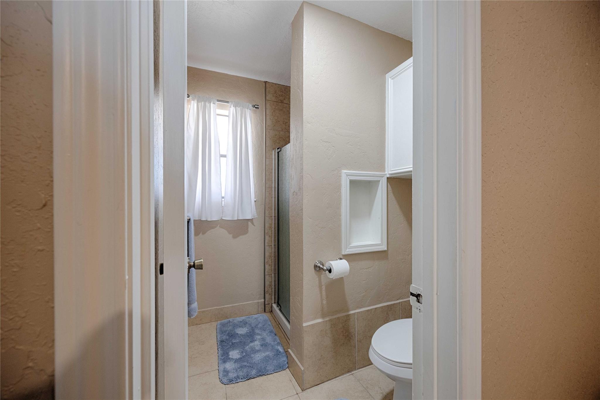 2745 Holub Rd, Schulenburg, TX 78956