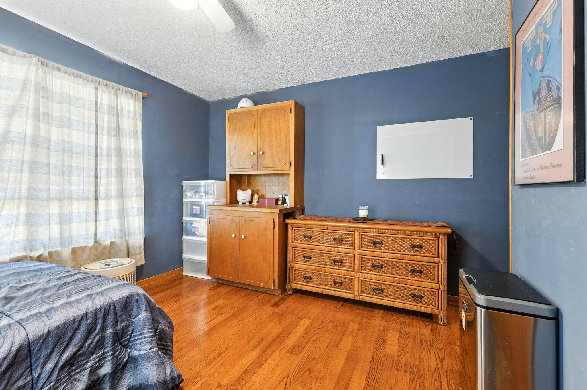 606 E Liberty Ave E, Round Rock, TX 78664