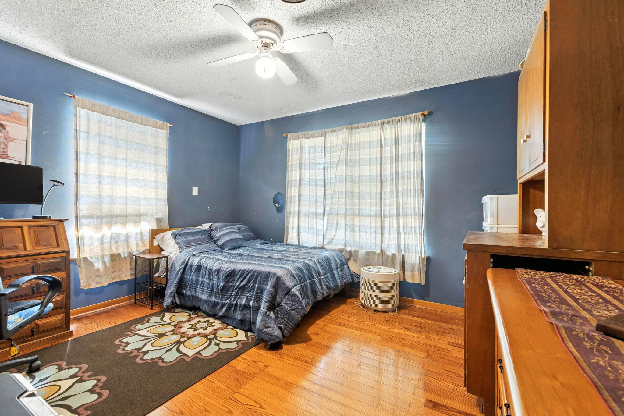 606 E Liberty Ave E, Round Rock, TX 78664