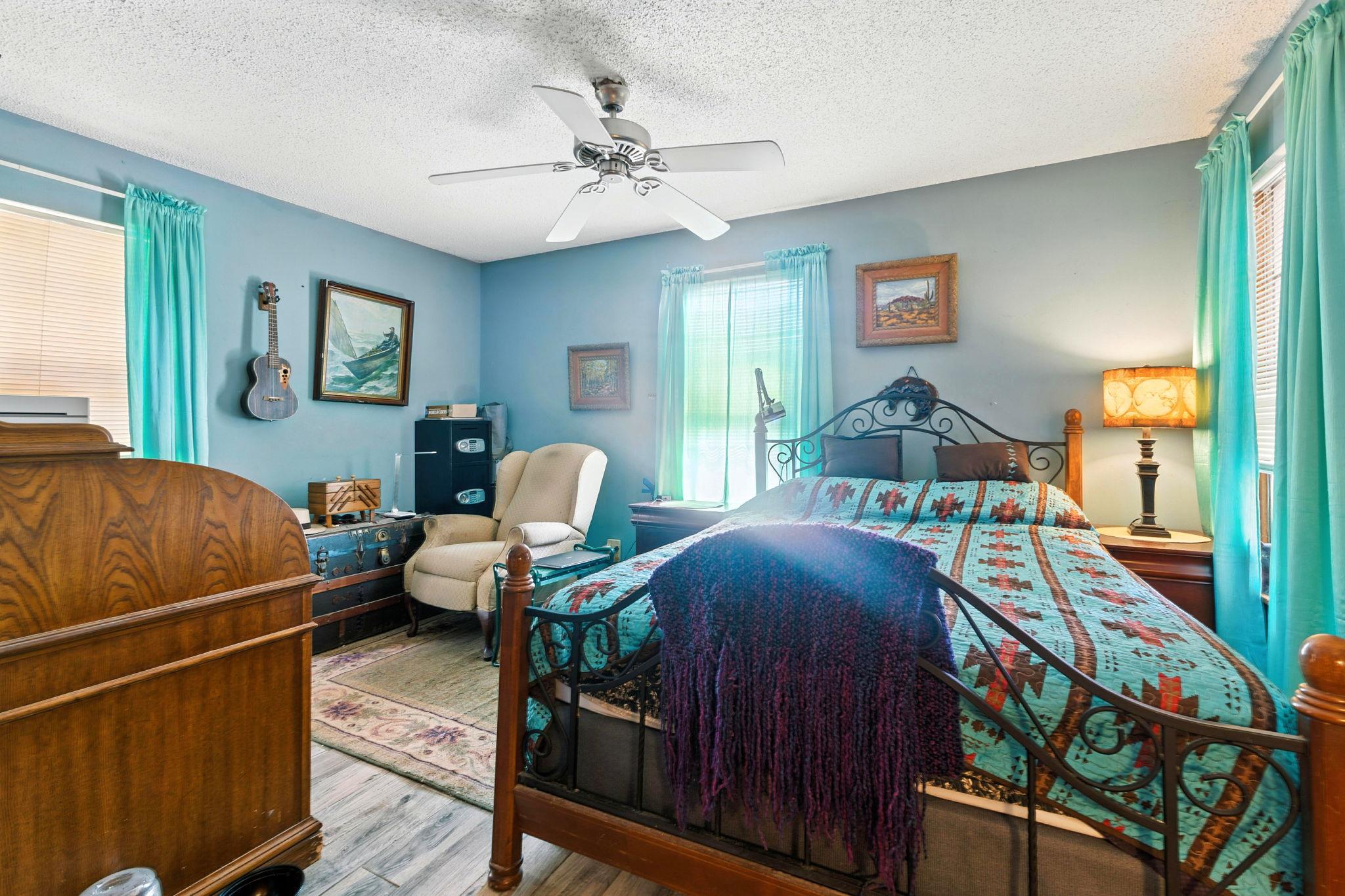 606 E Liberty Ave E, Round Rock, TX 78664