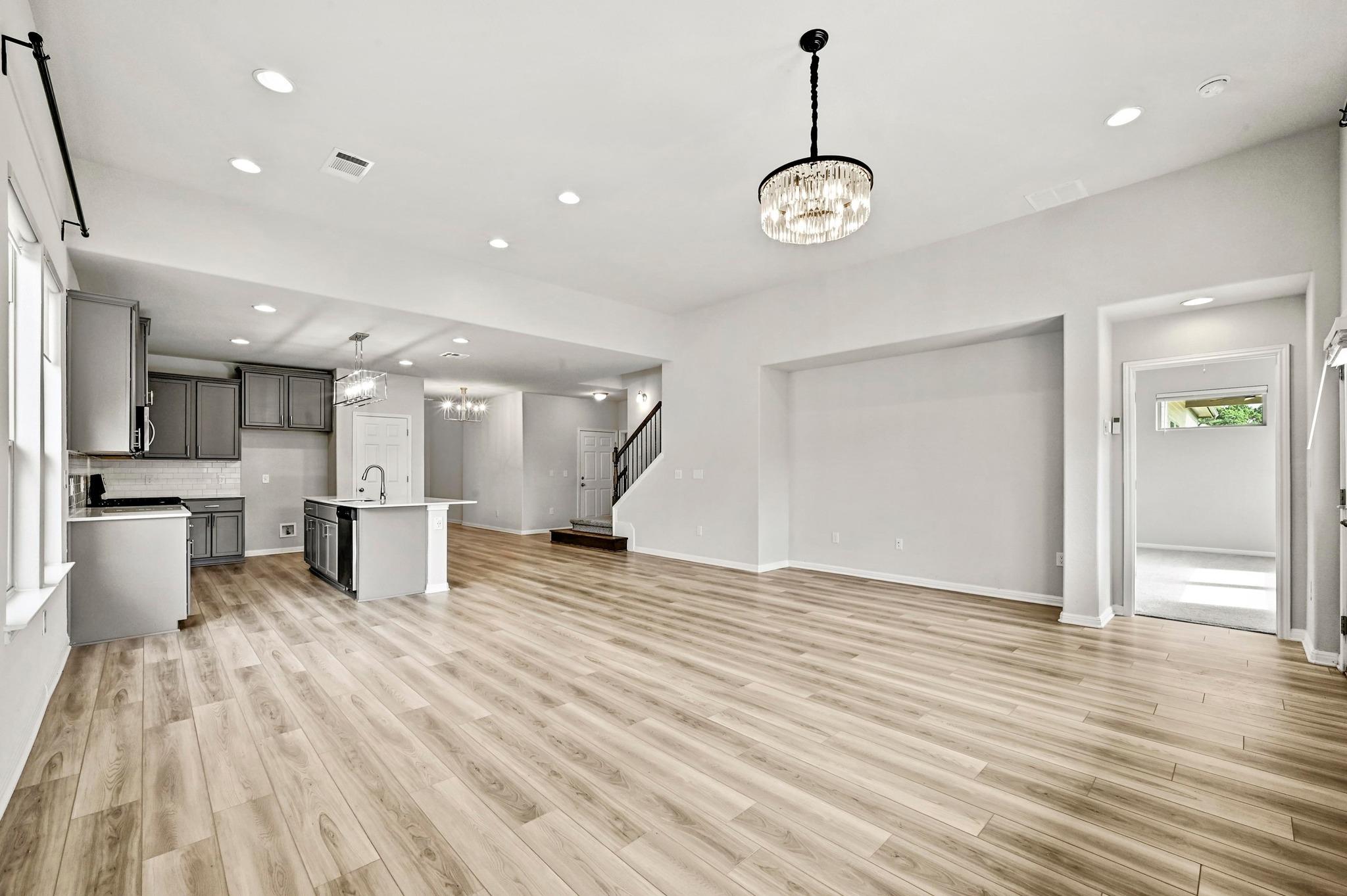 440 STAUNTON Dr, Leander, TX 78641