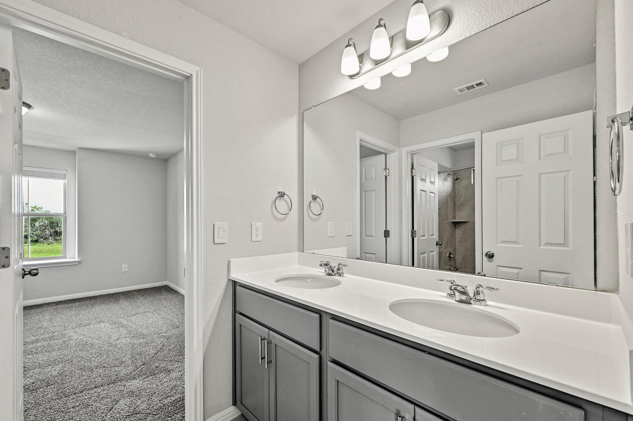 440 STAUNTON Dr, Leander, TX 78641