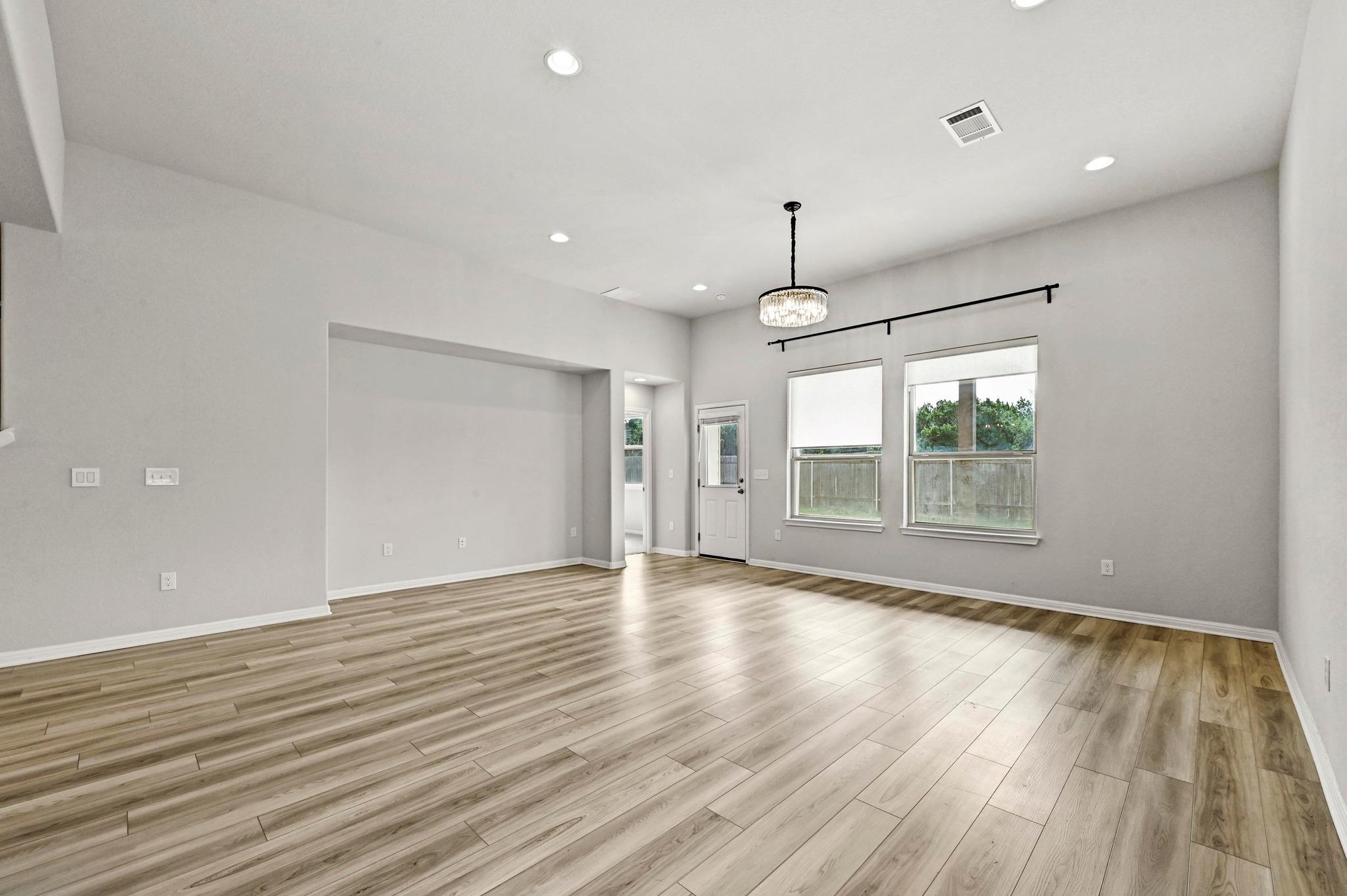 440 STAUNTON Dr, Leander, TX 78641