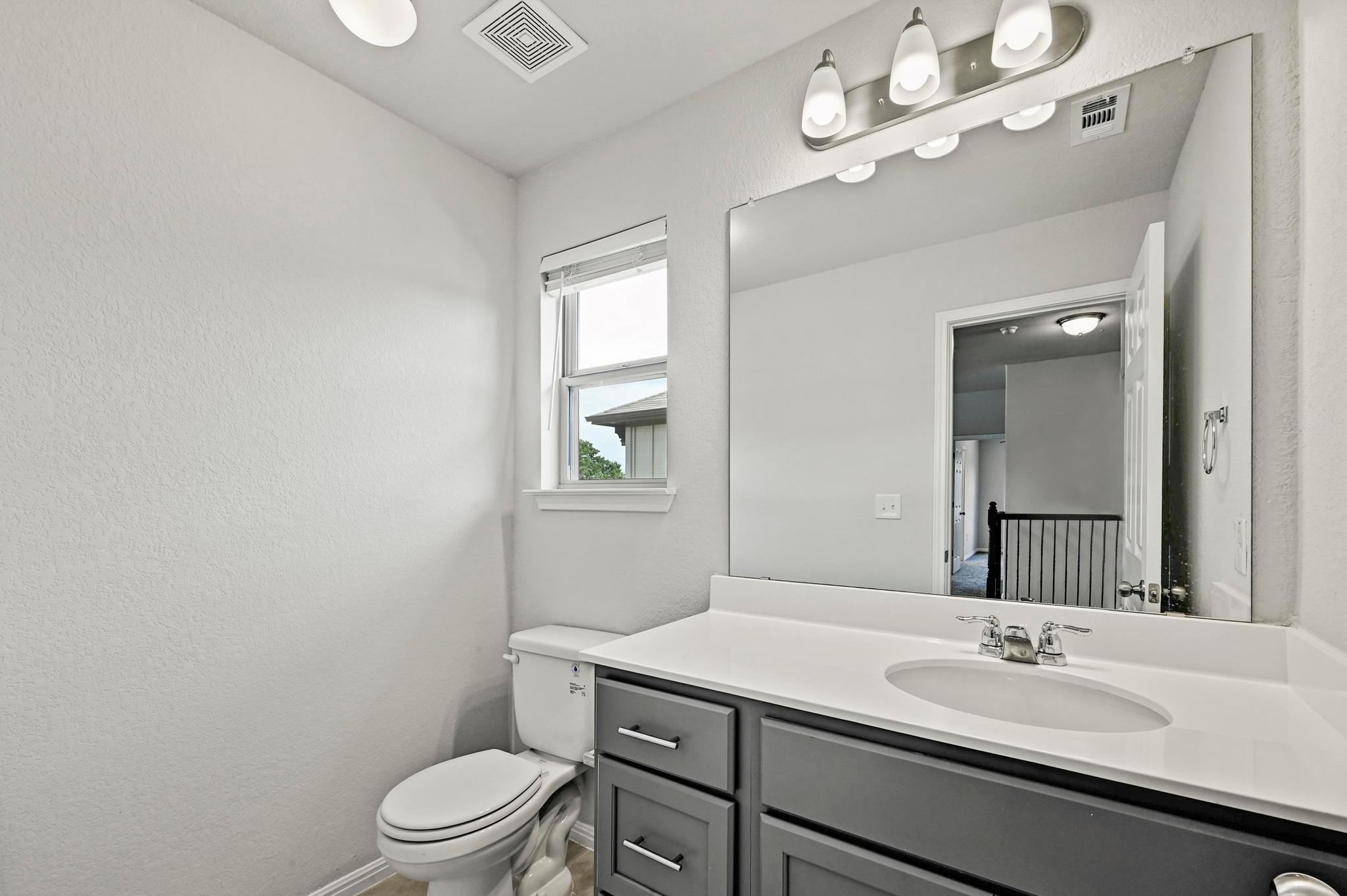 440 STAUNTON Dr, Leander, TX 78641