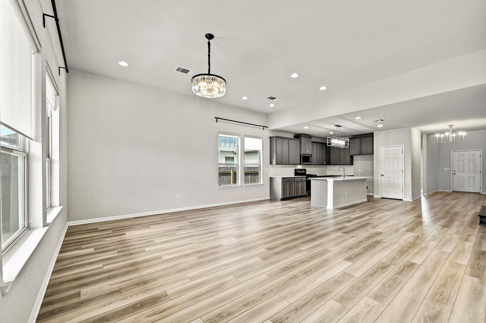 440 STAUNTON Dr, Leander, TX 78641