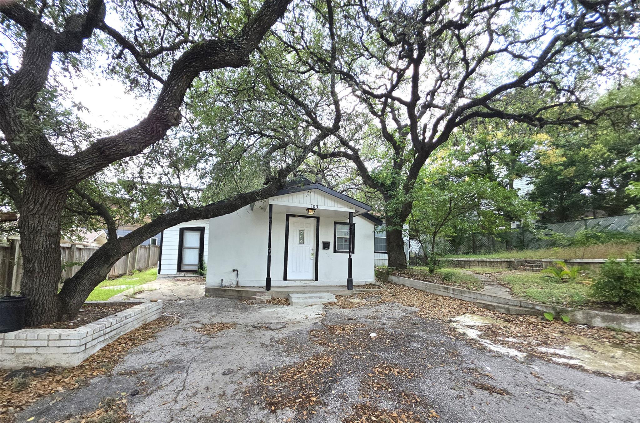 703 Herndon Ln, Austin, TX 78704