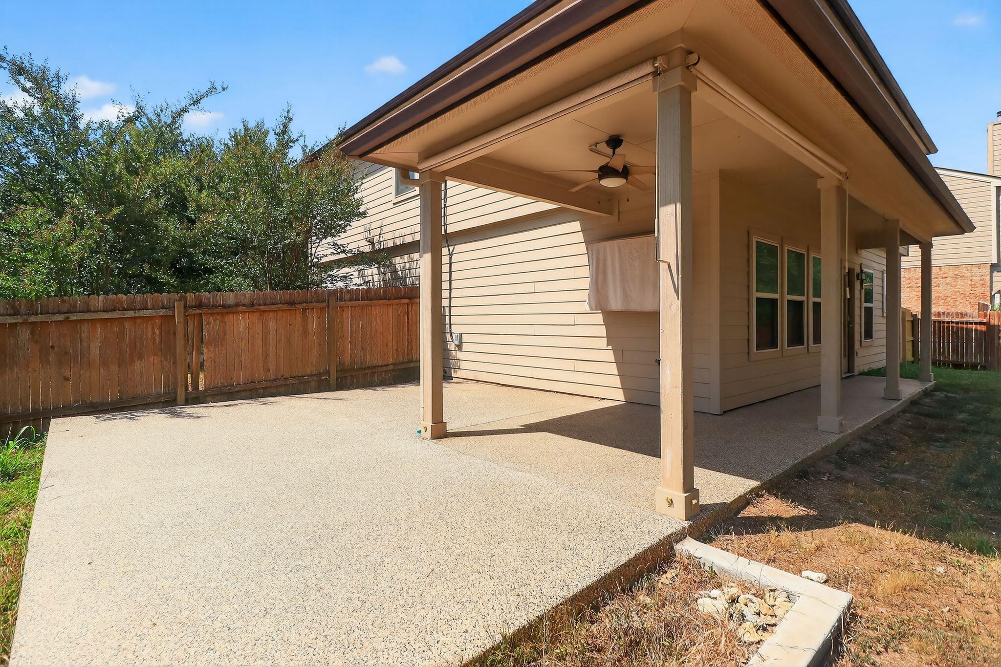 779 Hometown Pkwy, Kyle, TX 78640