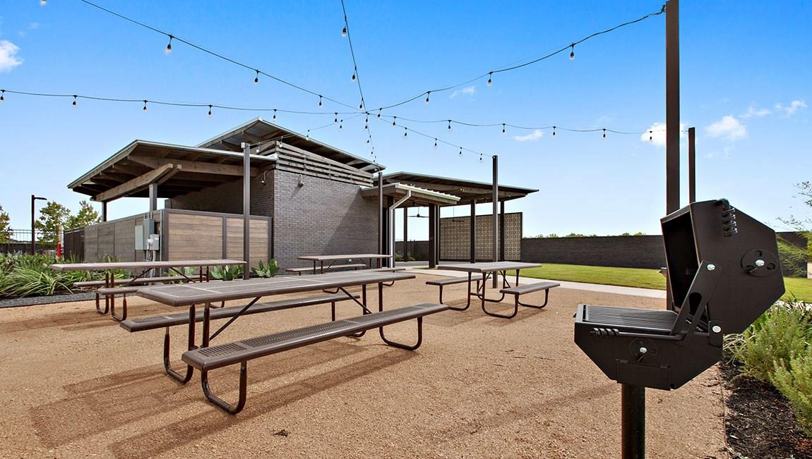 217 Deserti Rd, Leander, TX 78641