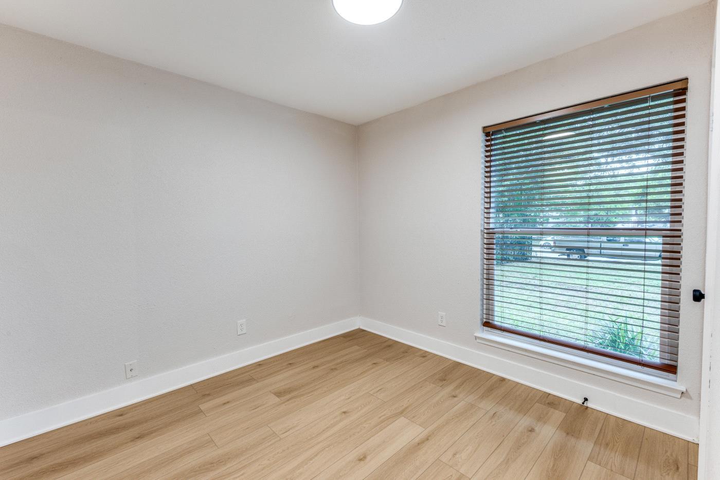 5617 Tallow Tree Dr, Austin, TX 78744