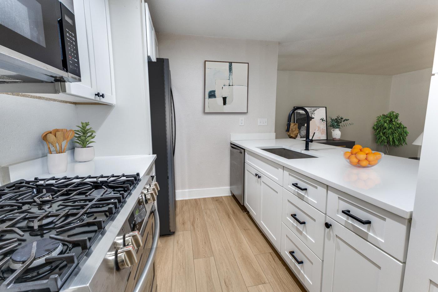 5617 Tallow Tree Dr, Austin, TX 78744