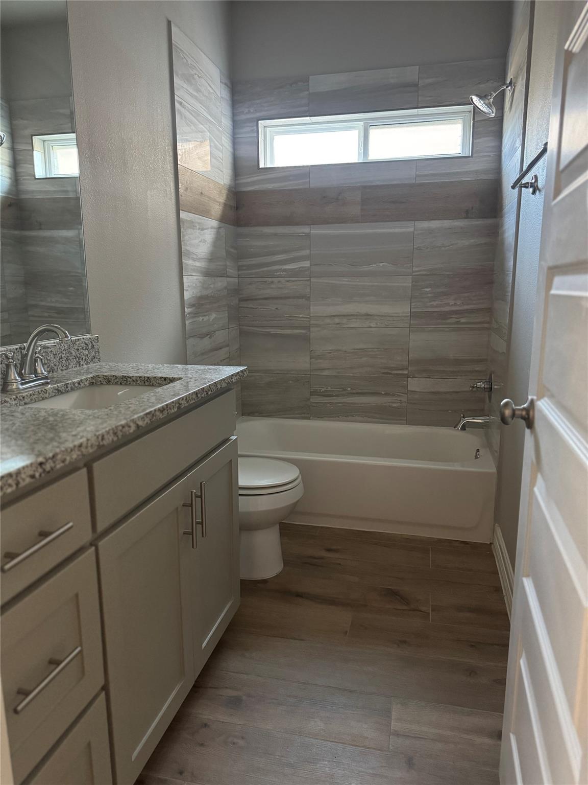 100 Everett Ct # A, Jarrell, TX 76537