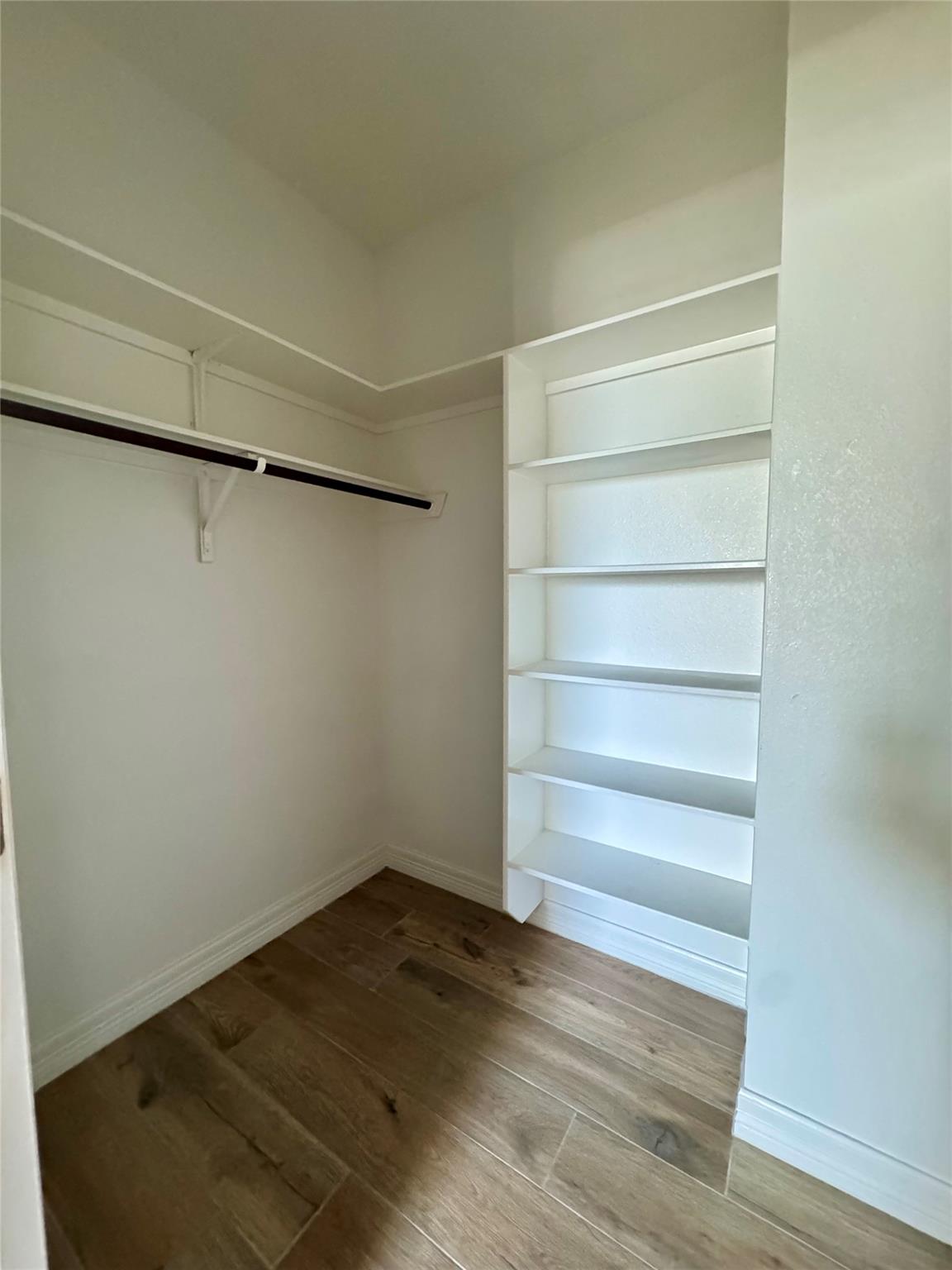 100 Everett Ct # A, Jarrell, TX 76537