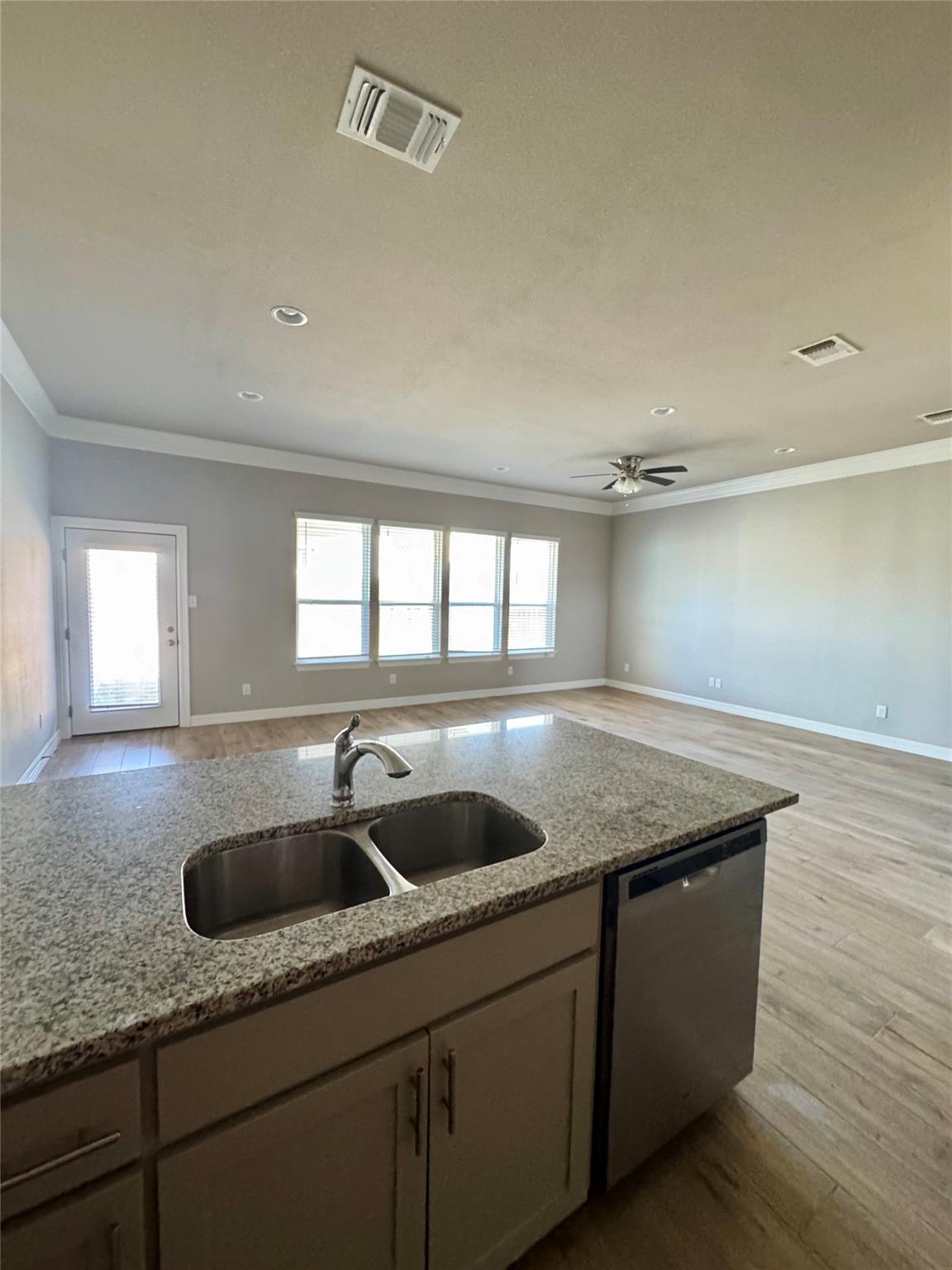 100 Everett Ct # A, Jarrell, TX 76537