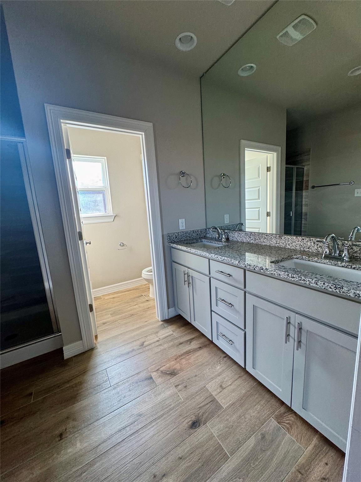 100 Everett Ct # A, Jarrell, TX 76537