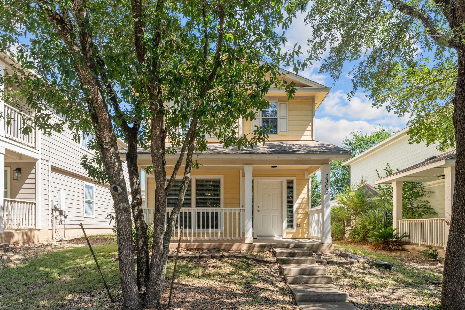 2300 MELISSA OAKS Ln, Austin, TX 78744