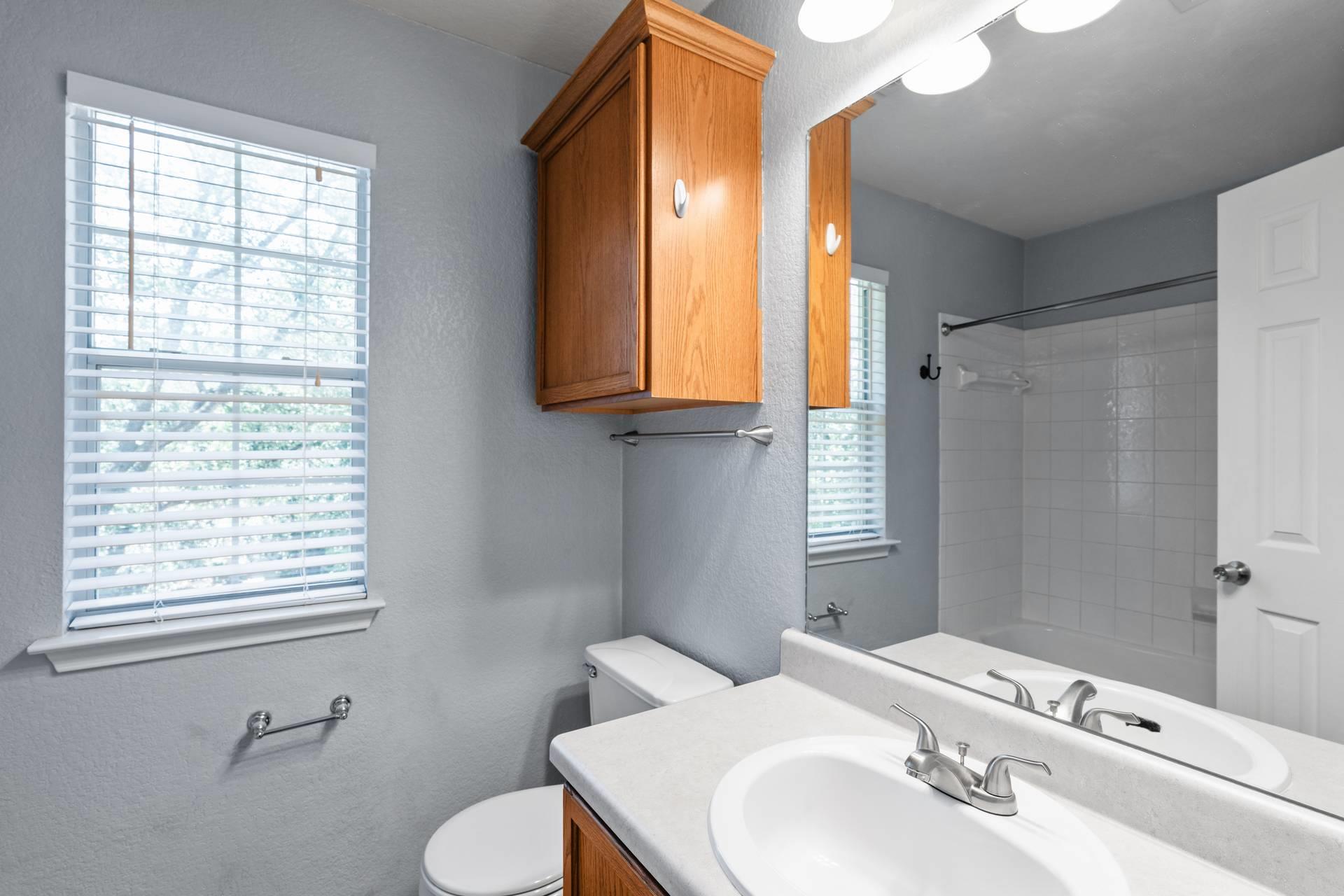 2300 MELISSA OAKS Ln, Austin, TX 78744