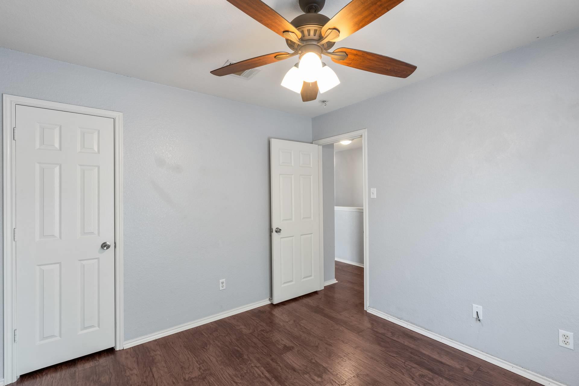 2300 MELISSA OAKS Ln, Austin, TX 78744