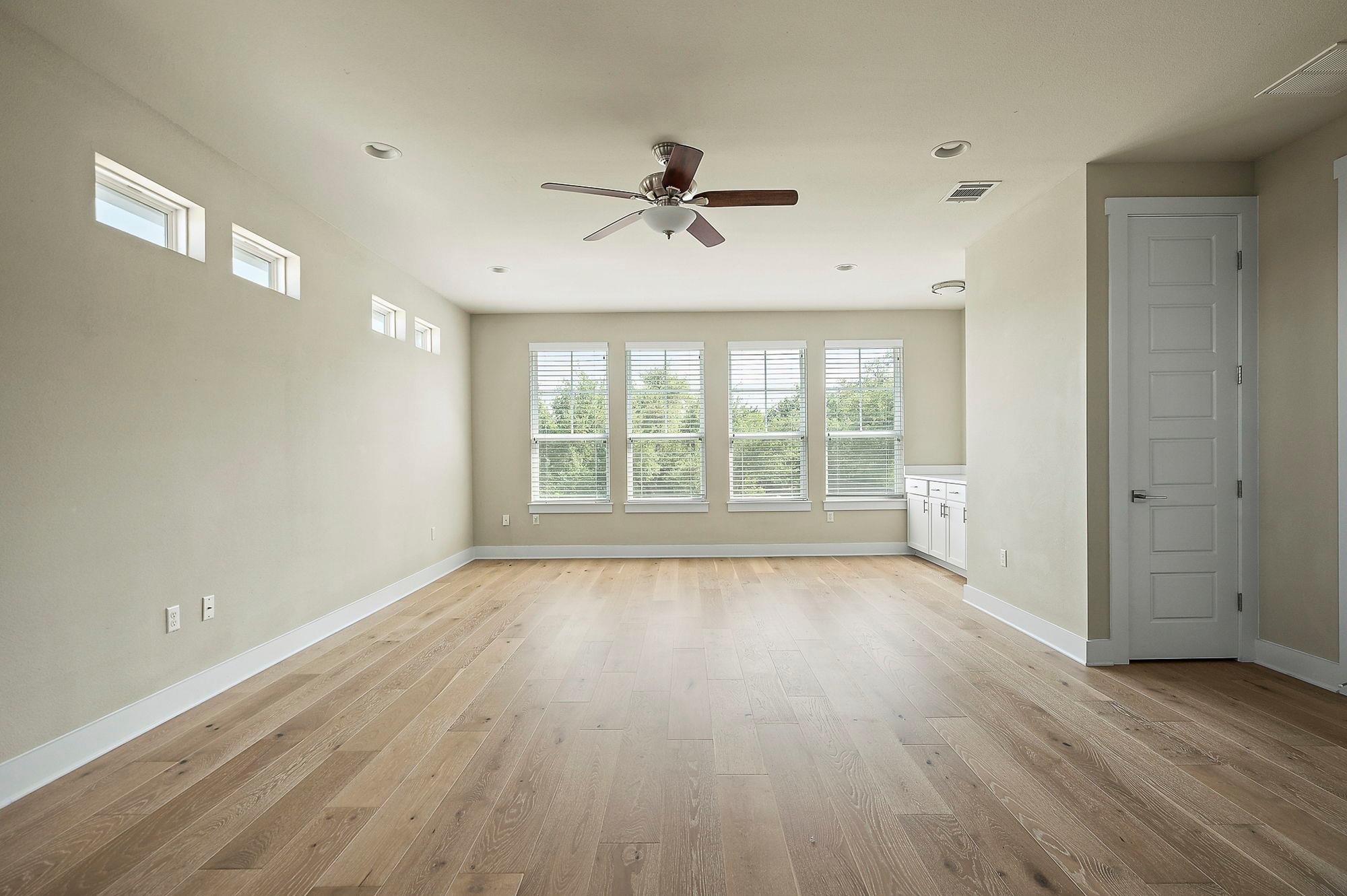 11125 Zimmerman Ln, Austin, TX 78726