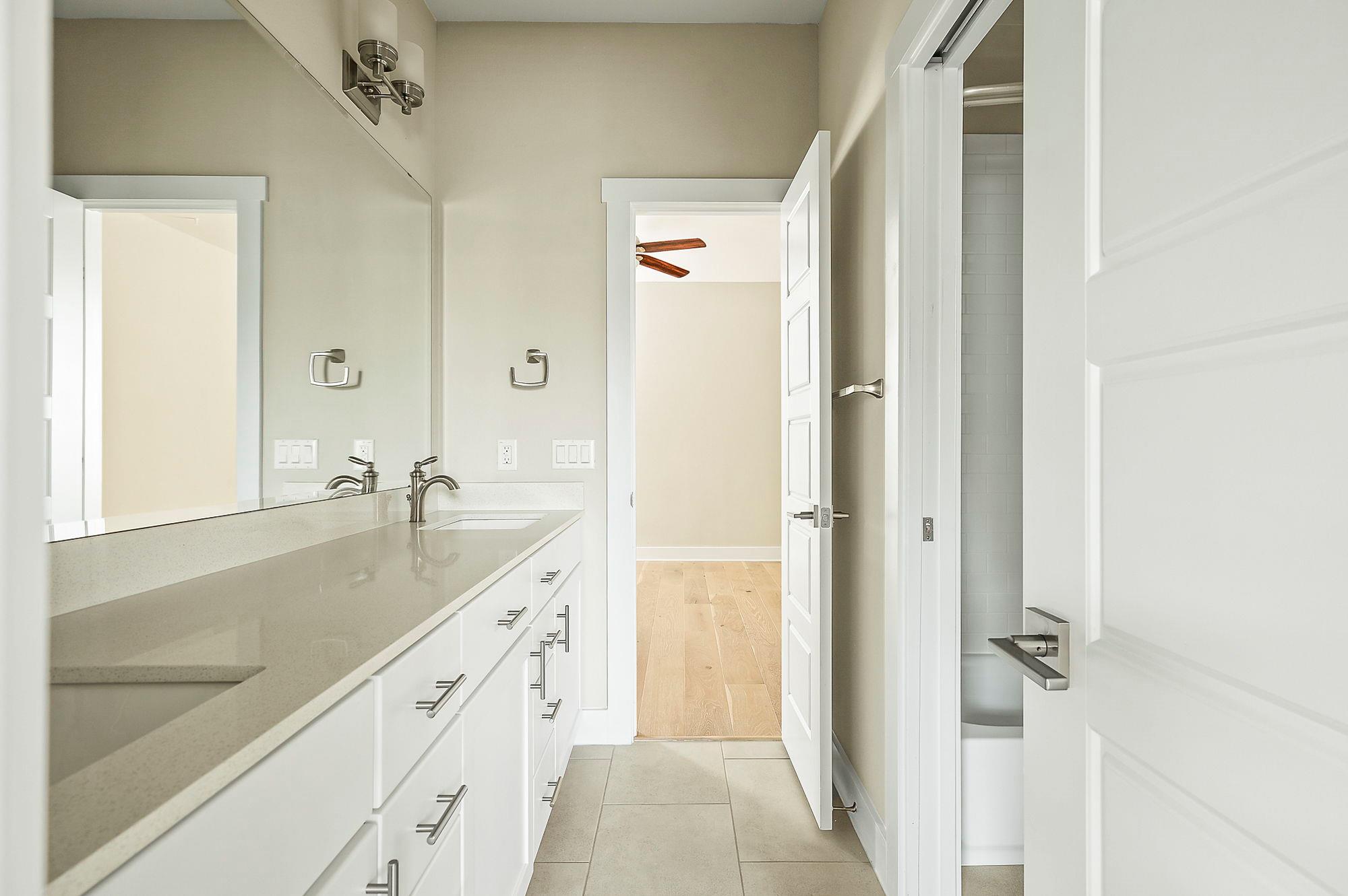 11125 Zimmerman Ln, Austin, TX 78726