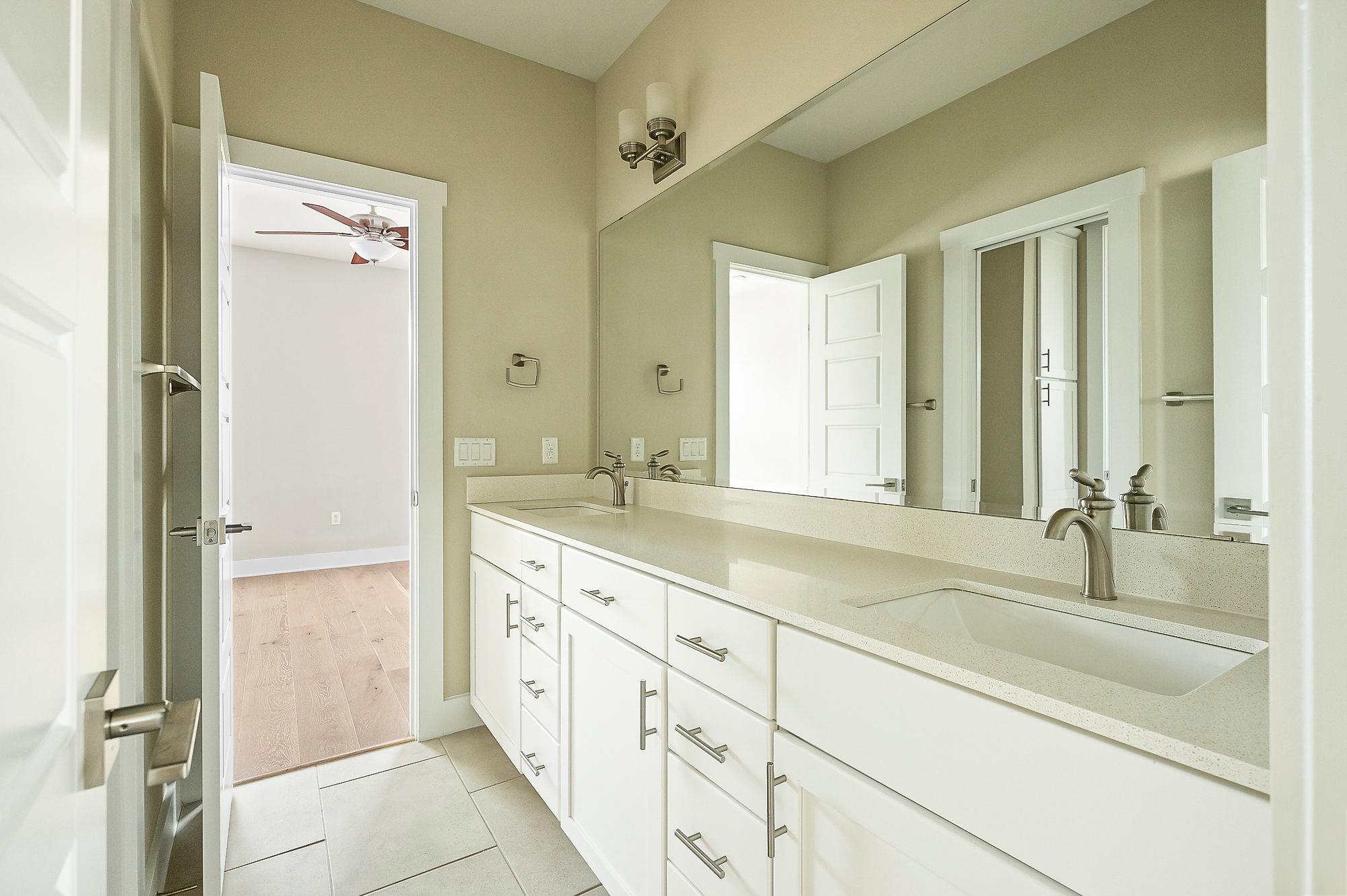 11125 Zimmerman Ln, Austin, TX 78726