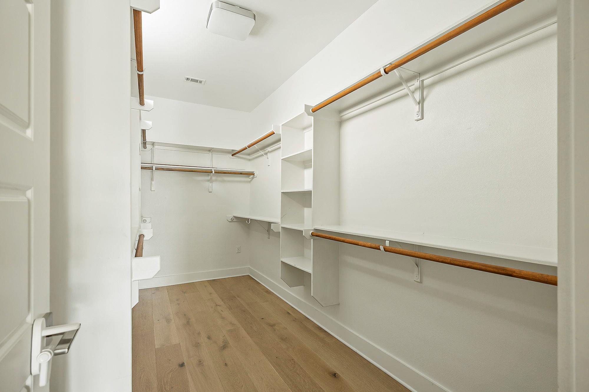 11125 Zimmerman Ln, Austin, TX 78726