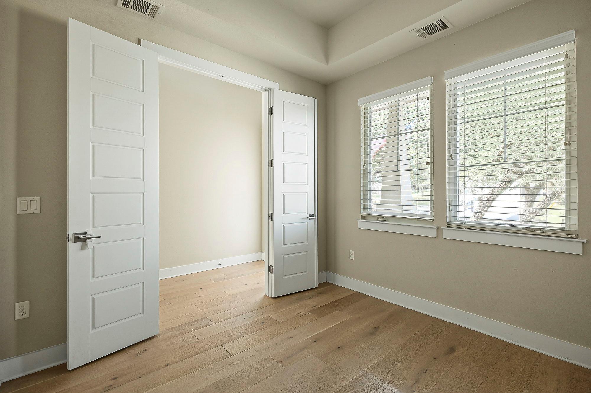 11125 Zimmerman Ln, Austin, TX 78726