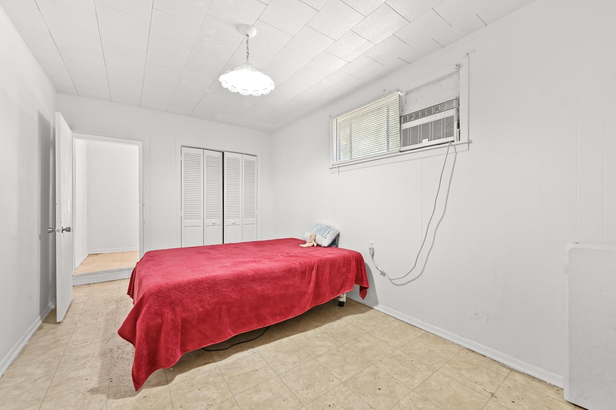 513 San Marcos Highway, Luling, TX 78648