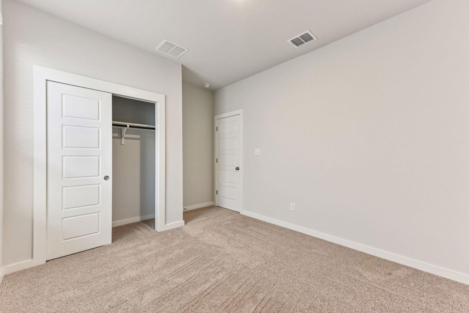 6410 Smarty Jones Dr, Buda, TX 78610